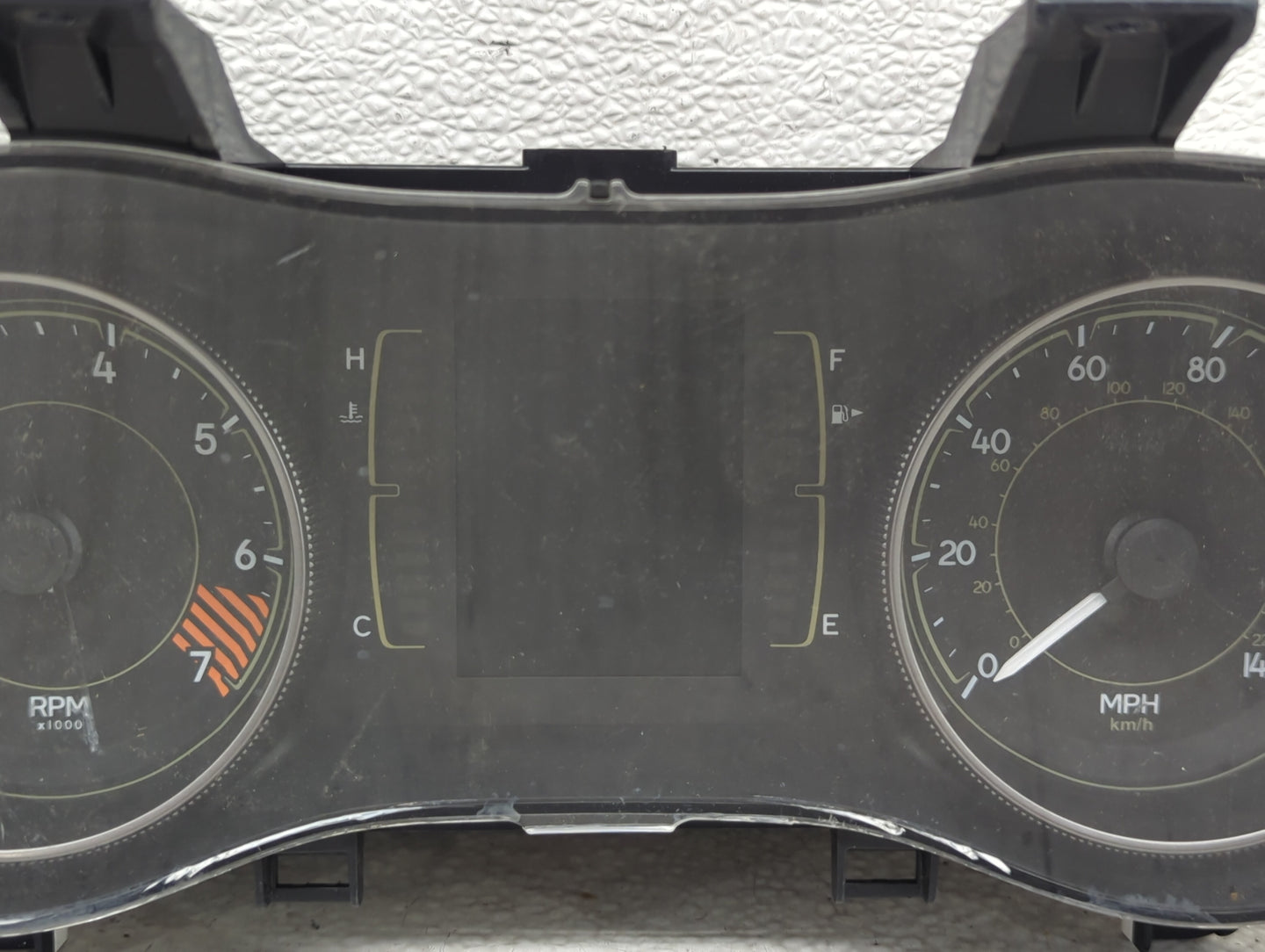 2014 Jeep Cherokee Instrument Cluster Speedometer Gauges P/N:P56054651AH A2C80949600 Miles: Fits OEM Used Auto Parts - Oemus