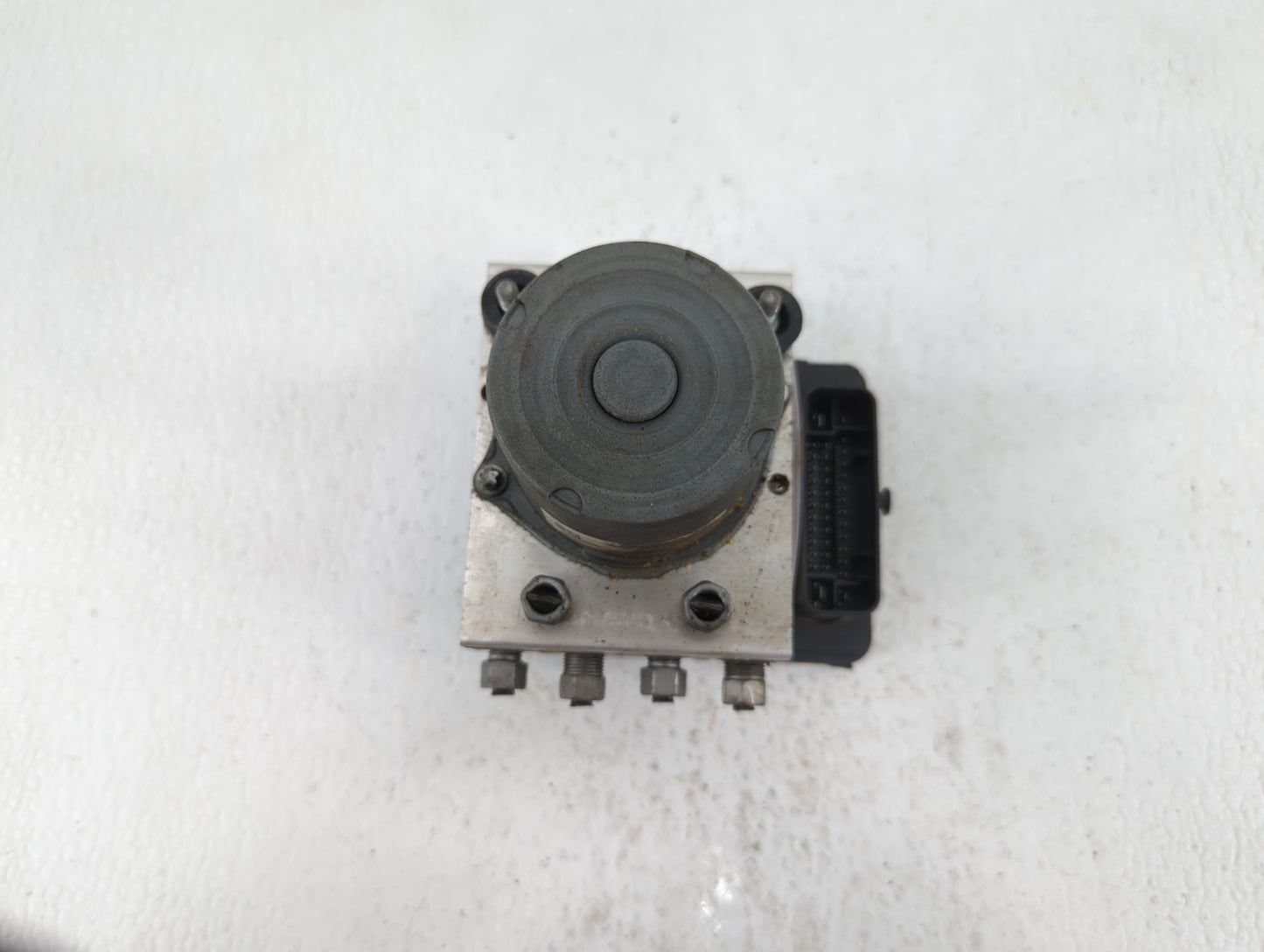 2014 Jeep Cherokee ABS Pump Control Module Replacement P/N:P04779899AF P04779899AG, 04779899AG, P04779899AI Fits OEM Used Au