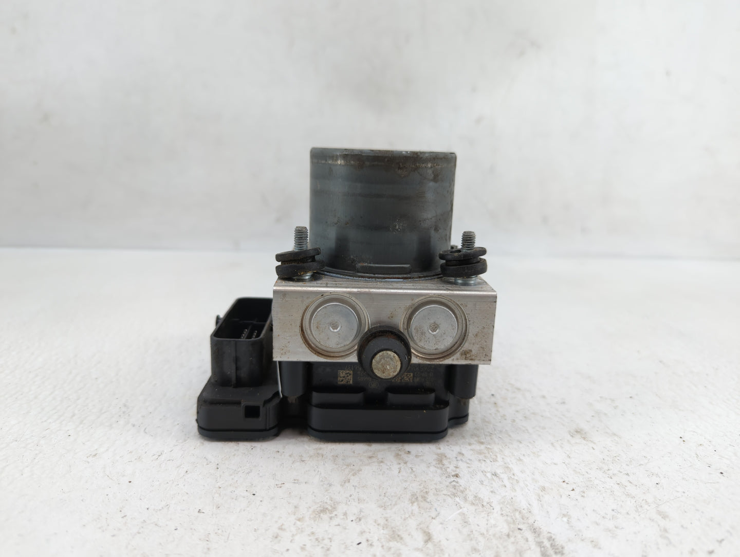 2014 Jeep Cherokee ABS Pump Control Module Replacement P/N:P04779899AF P04779899AG, 04779899AG, P04779899AI Fits OEM Used Au