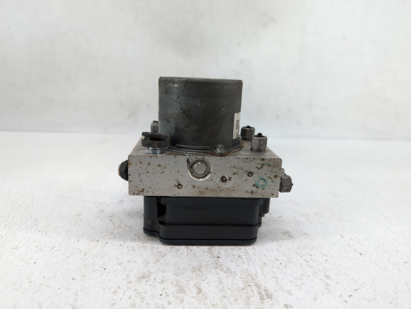 2014 Jeep Cherokee ABS Pump Control Module Replacement P/N:P04779899AF P04779899AG, 04779899AG, P04779899AI Fits OEM Used Au