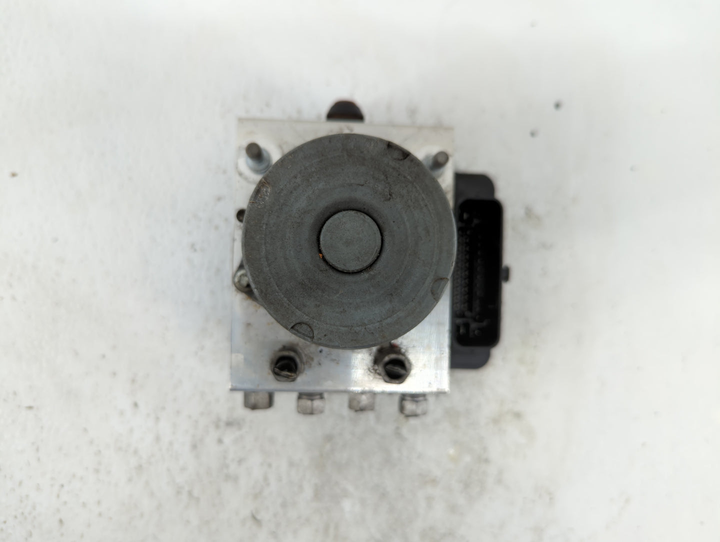 2014 Jeep Cherokee ABS Pump Control Module Replacement P/N:P04779899AF P04779899AG, 04779899AG, P04779899AI Fits OEM Used Au
