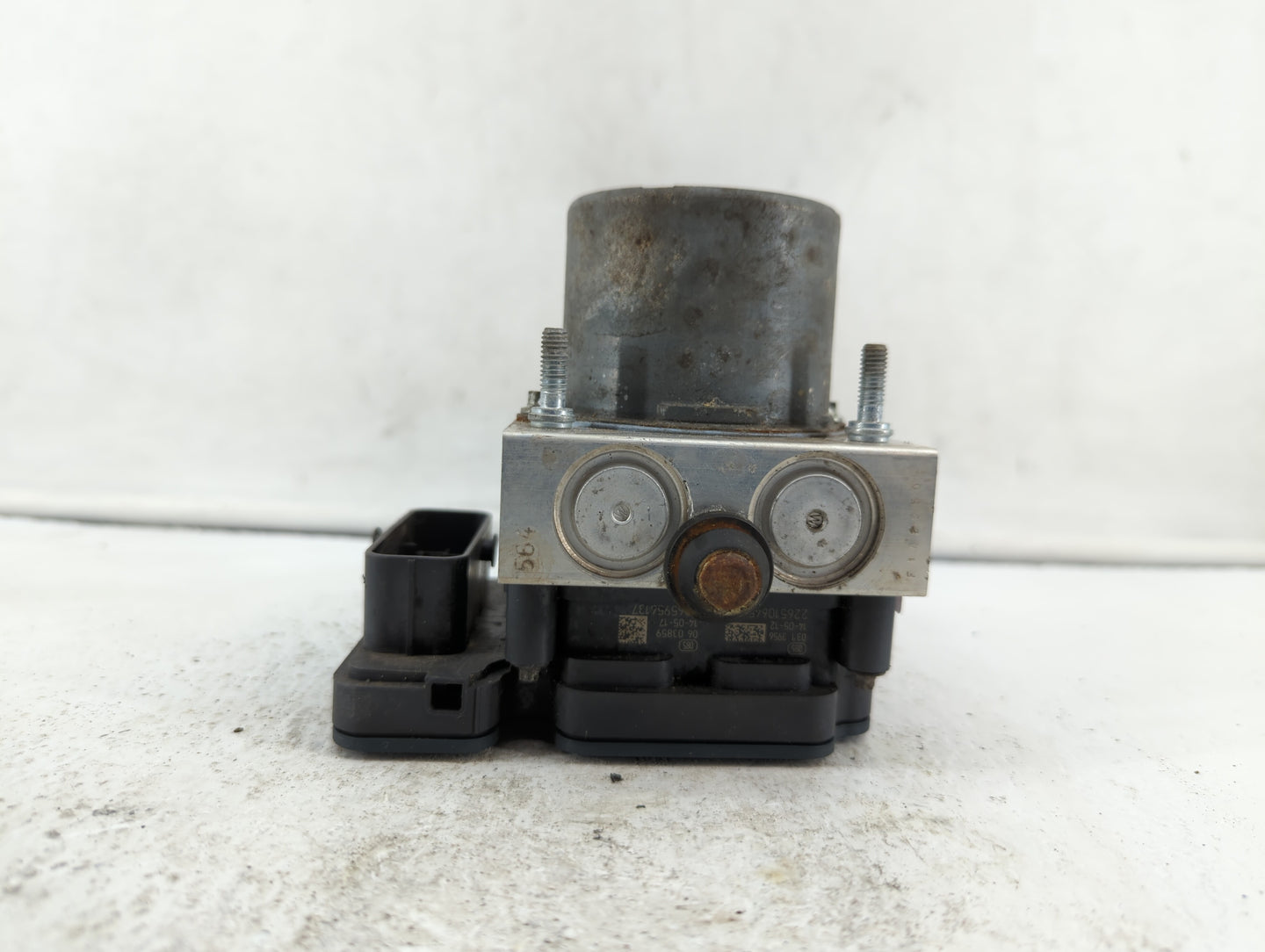 2014 Jeep Cherokee ABS Pump Control Module Replacement P/N:P04779899AF P04779899AG, 04779899AG, P04779899AI Fits OEM Used Au