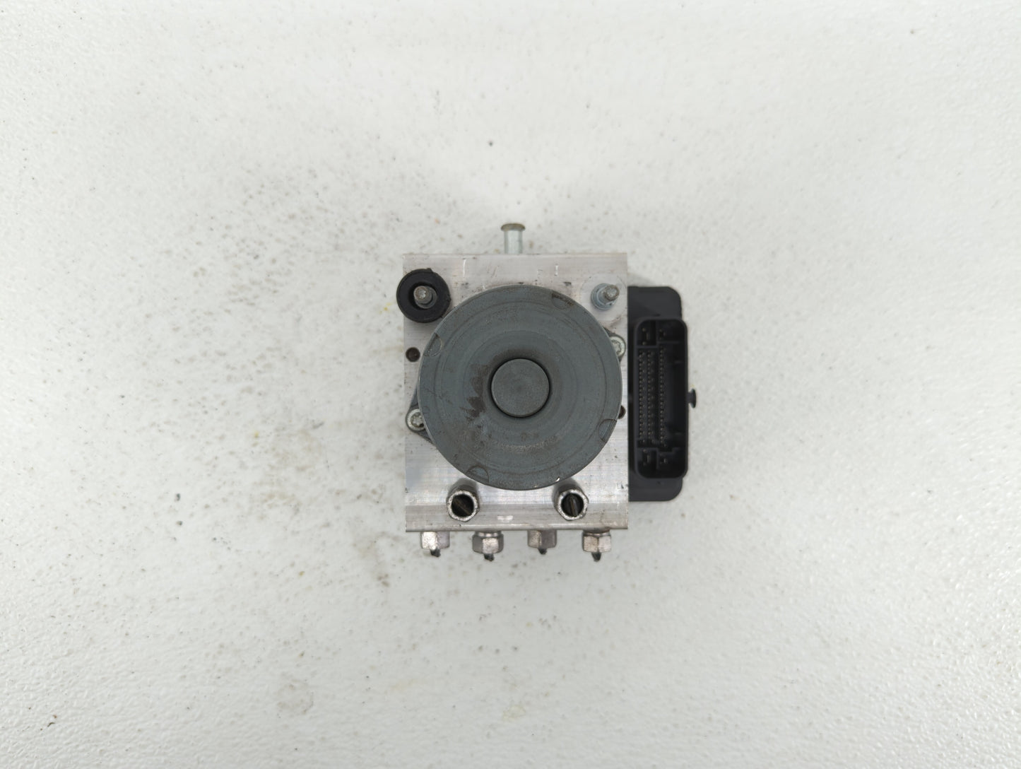 2014 Jeep Cherokee ABS Pump Control Module Replacement P/N:P04779899AF P04779899AG, 04779899AG, P04779899AI Fits OEM Used Au