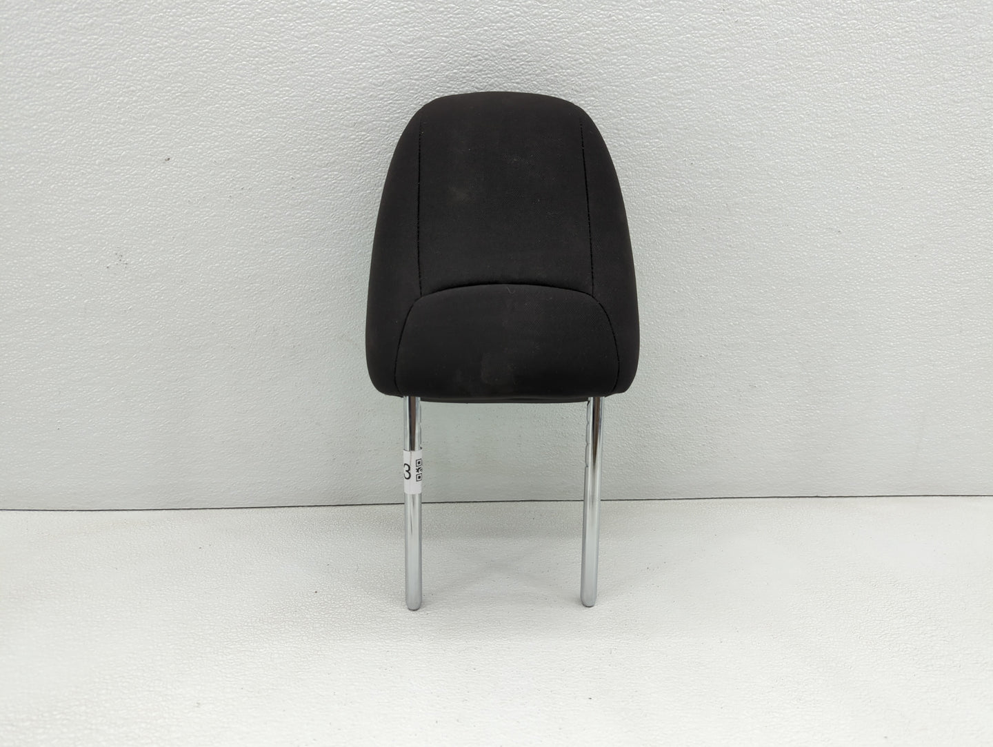 2014-2014 Jeep Cherokee Headrest Head Rest Front Driver Passenger Seat - Oemusedautoparts1.com