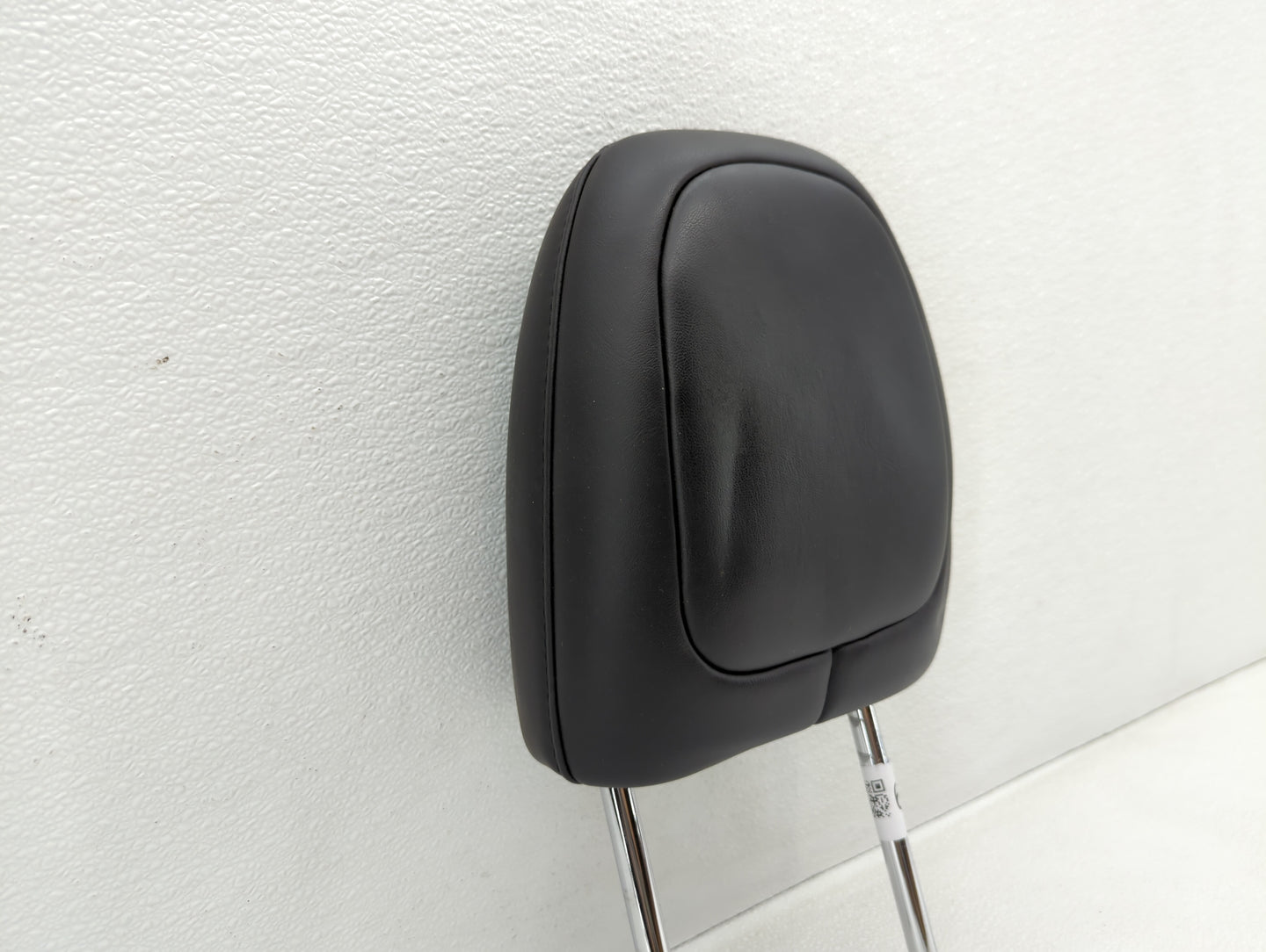 2014-2014 Jeep Cherokee Headrest Head Rest Front Driver Passenger Seat - Oemusedautoparts1.com