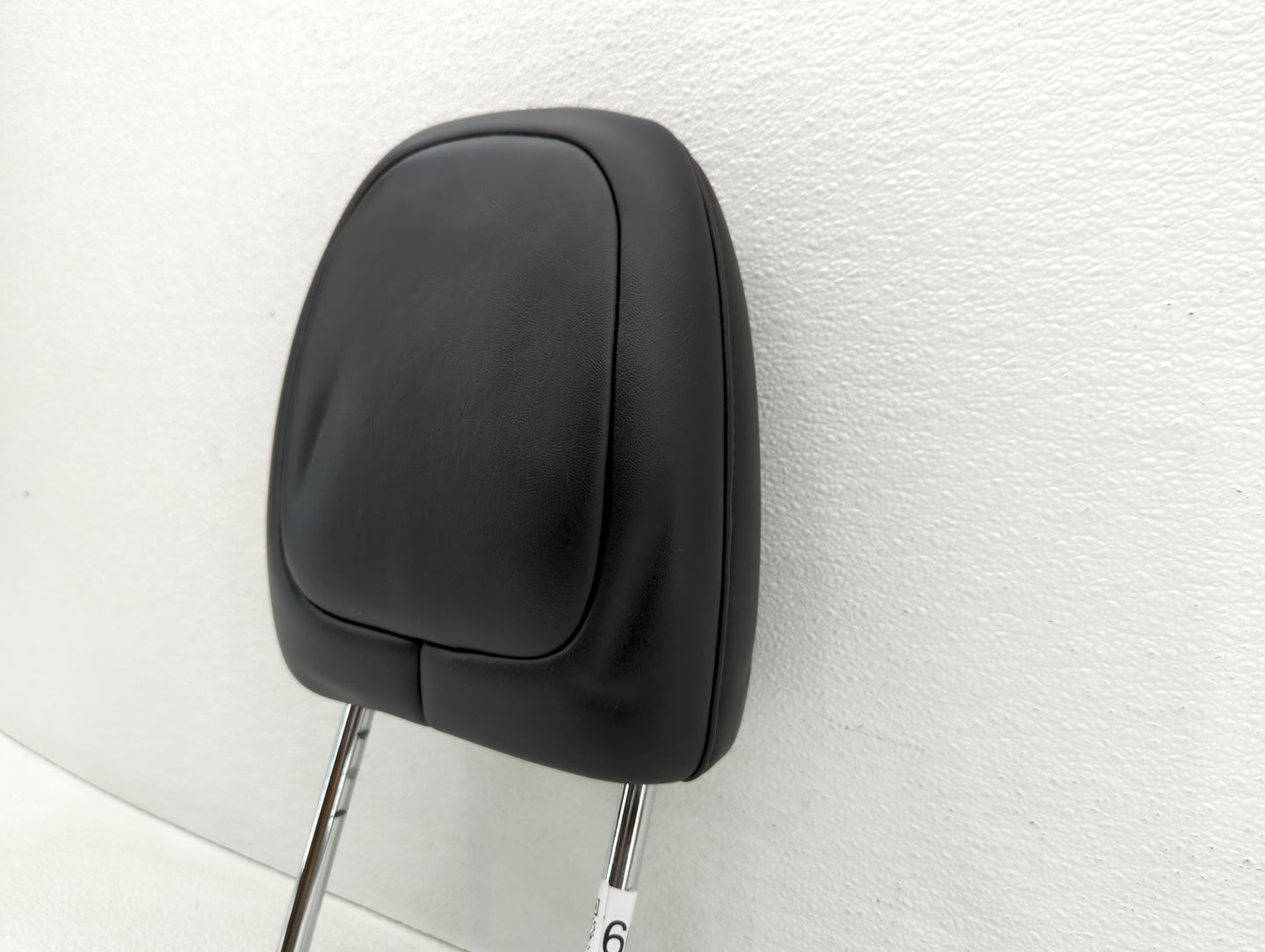 2014-2014 Jeep Cherokee Headrest Head Rest Front Driver Passenger Seat - Oemusedautoparts1.com