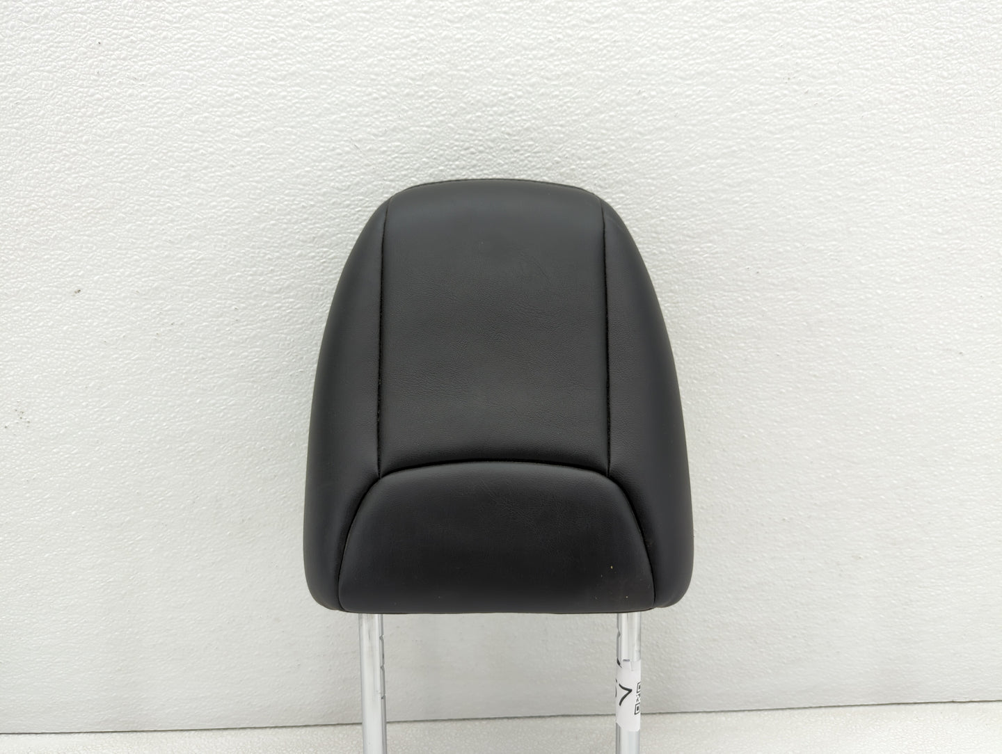 2014-2014 Jeep Cherokee Headrest Head Rest Front Driver Passenger Seat - Oemusedautoparts1.com