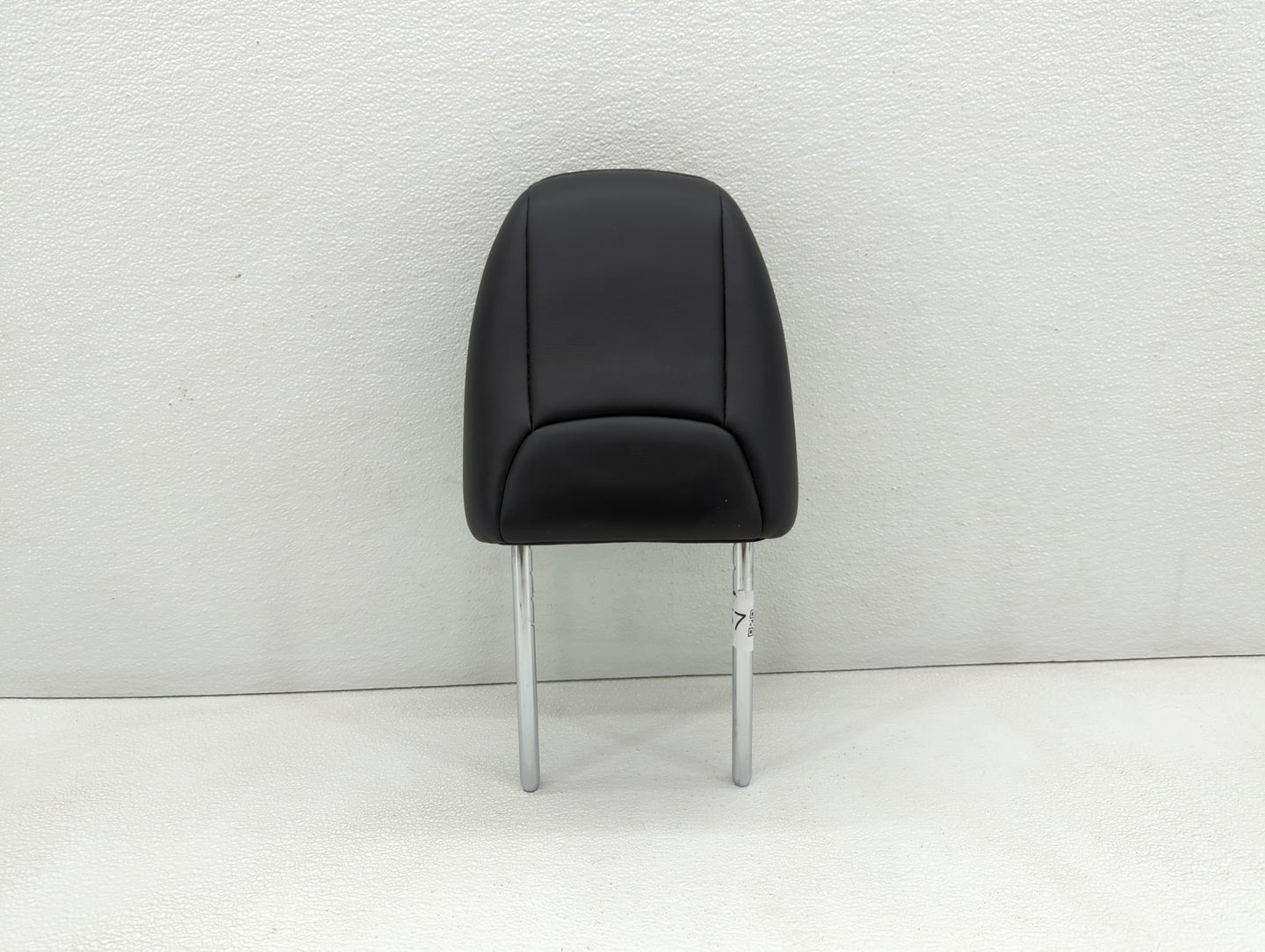 2014-2014 Jeep Cherokee Headrest Head Rest Front Driver Passenger Seat - Oemusedautoparts1.com