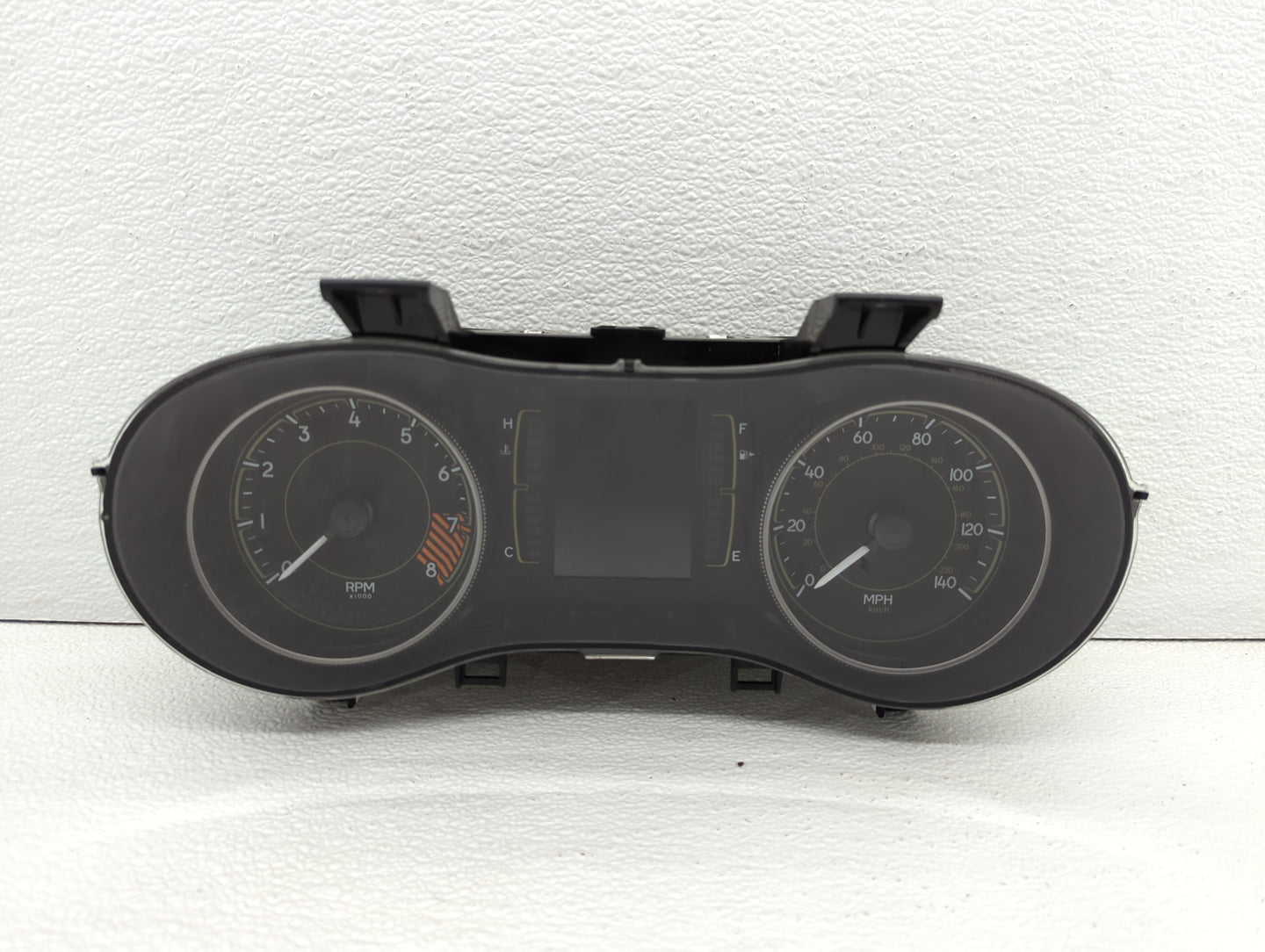 2014 Jeep Cherokee Instrument Cluster Speedometer Gauges P/N:P68105888AH P68105889AH, P68105888AG Fits OEM Used Auto Parts -