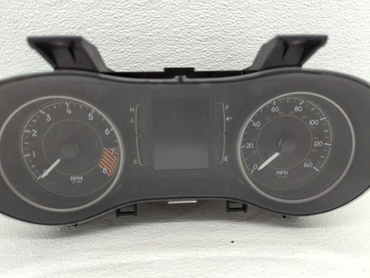 2014 Jeep Cherokee Instrument Cluster Speedometer Gauges P/N:P68105888AH P68105889AH, P68105888AG Fits OEM Used Auto Parts -