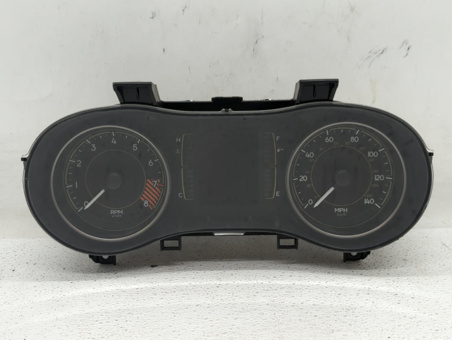 2014 Jeep Cherokee Instrument Cluster Speedometer Gauges P/N:P68105888AD P68105889AH, P68105888AH Fits OEM Used Auto Parts -