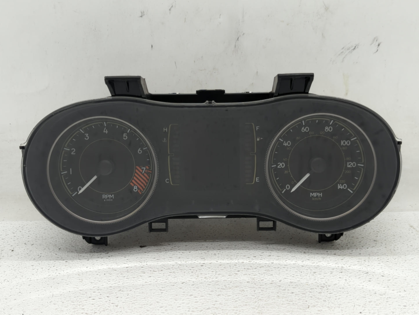 2014 Jeep Cherokee Instrument Cluster Speedometer Gauges P/N:P68105888AD P68105889AH, P68105888AH Fits OEM Used Auto Parts -