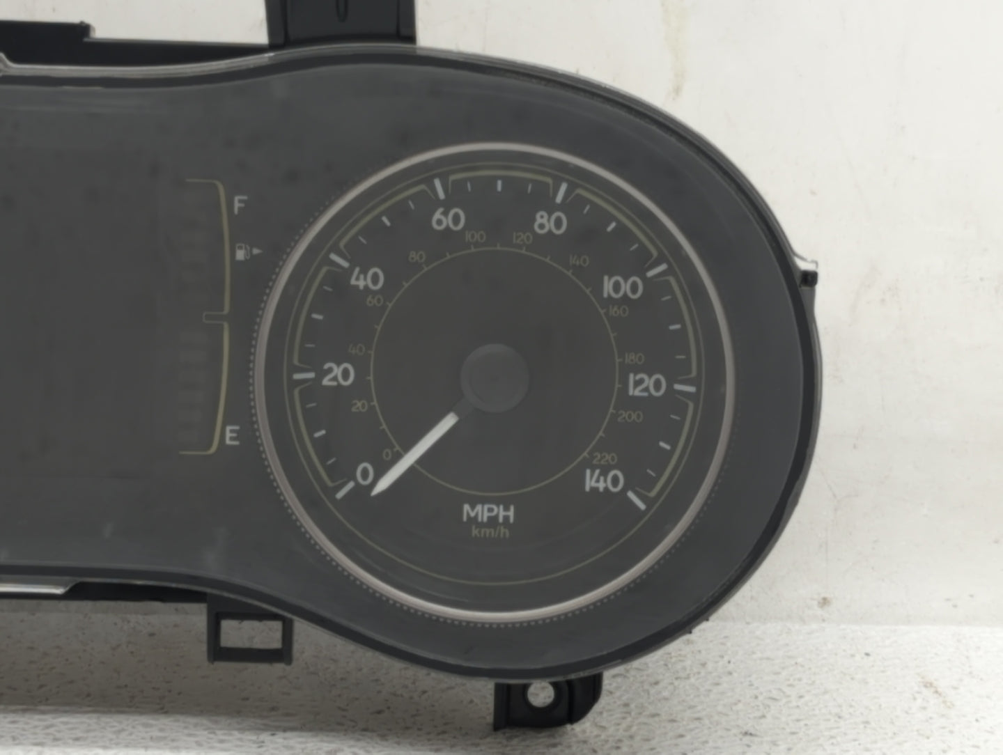 2014 Jeep Cherokee Instrument Cluster Speedometer Gauges P/N:P68105888AD P68105889AH, P68105888AH Fits OEM Used Auto Parts -