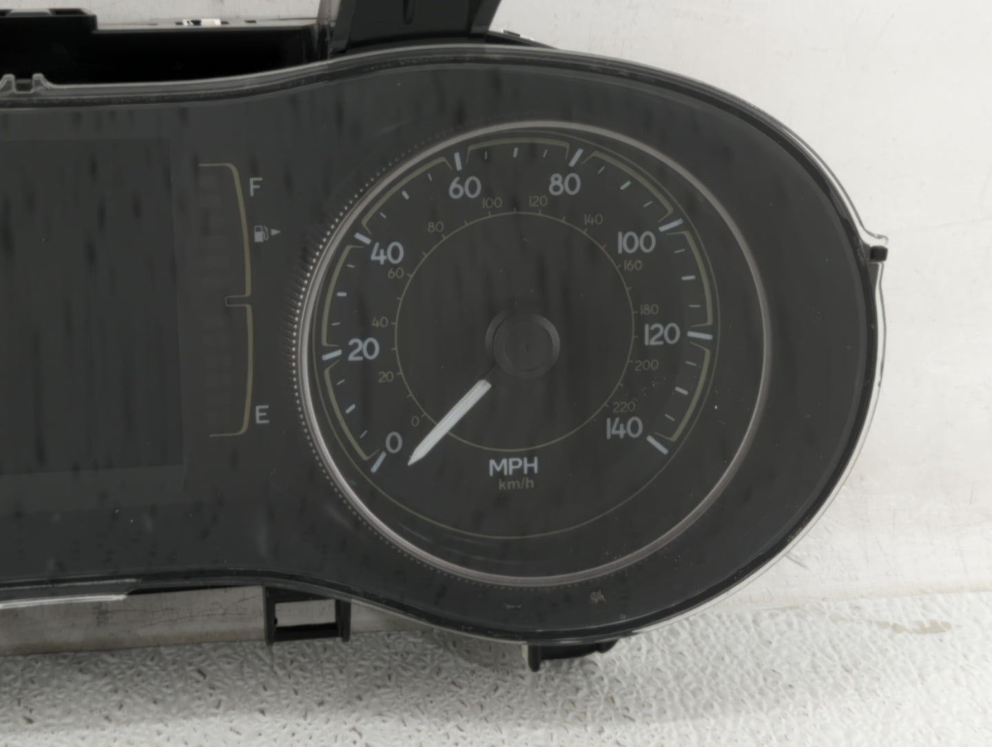 2014 Jeep Cherokee Instrument Cluster Speedometer Gauges P/N:P68105888AH P68105889AH, P68105888AG Fits OEM Used Auto Parts -