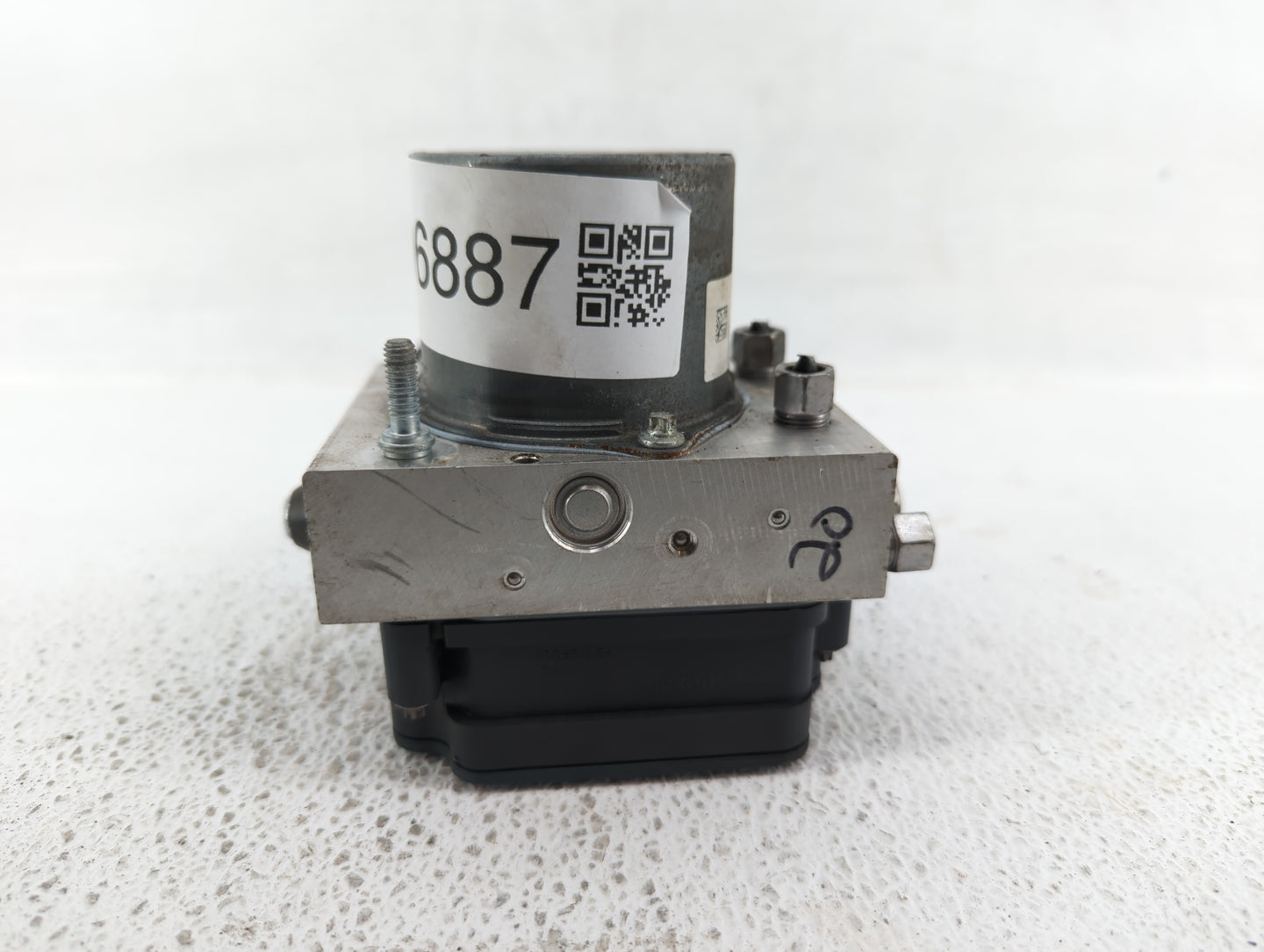 2014 Jeep Cherokee ABS Pump Control Module Replacement P/N:P04779899AI P04779899AF, P04779899AG, 04779899AG Fits OEM Used Au