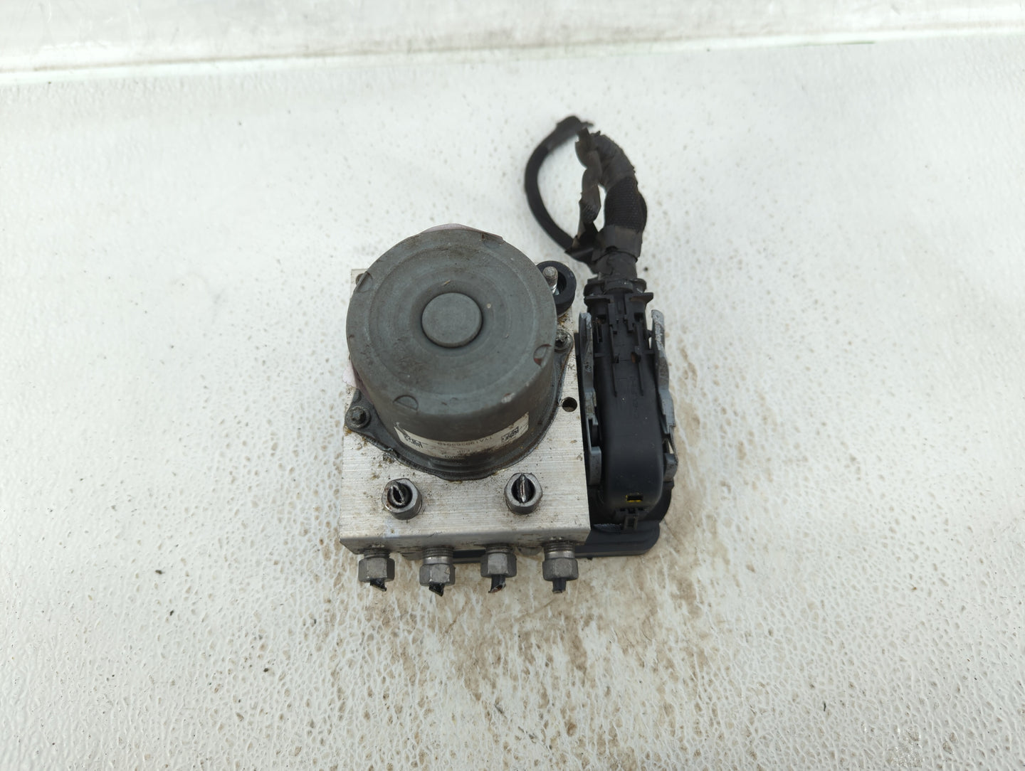 2014 Jeep Cherokee ABS Pump Control Module Replacement P/N:P04779899AI P04779899AF, P04779899AG, 04779899AG Fits OEM Used Au