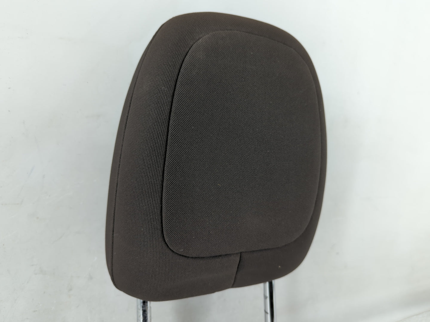 2014 Jeep Cherokee Headrest Head Rest Front Driver Passenger Seat Fits OEM Used Auto Parts - Oemusedautoparts1.com