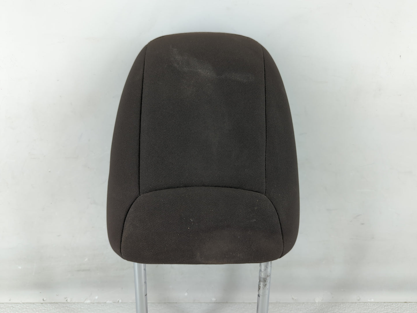 2014 Jeep Cherokee Headrest Head Rest Front Driver Passenger Seat Fits OEM Used Auto Parts - Oemusedautoparts1.com