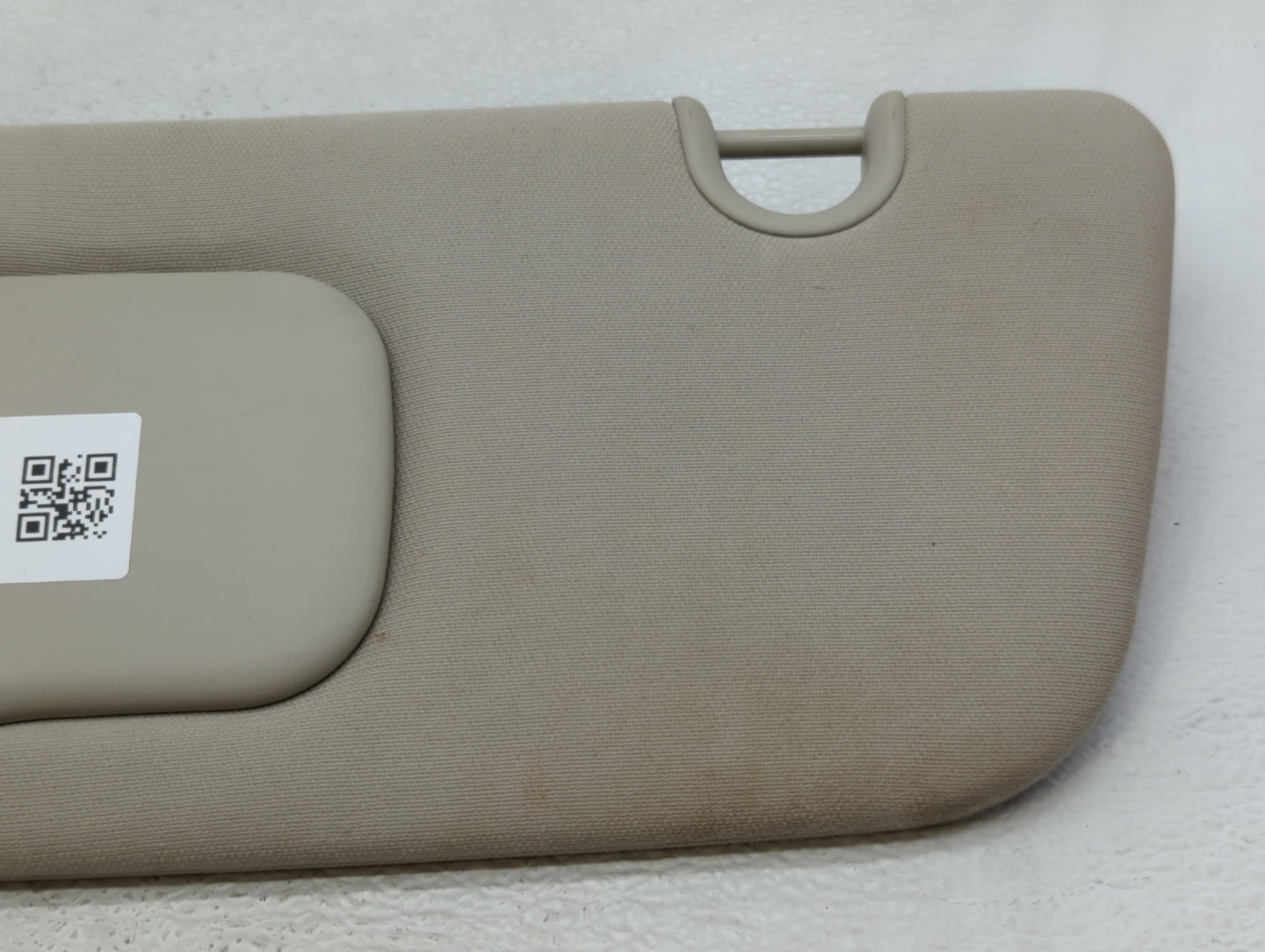 2014-2018 Jeep Cherokee Sun Visor Shade Replacement Passenger Right Mirror Fits Fits 2014 2015 2016 2017 2018 OEM Used Auto 