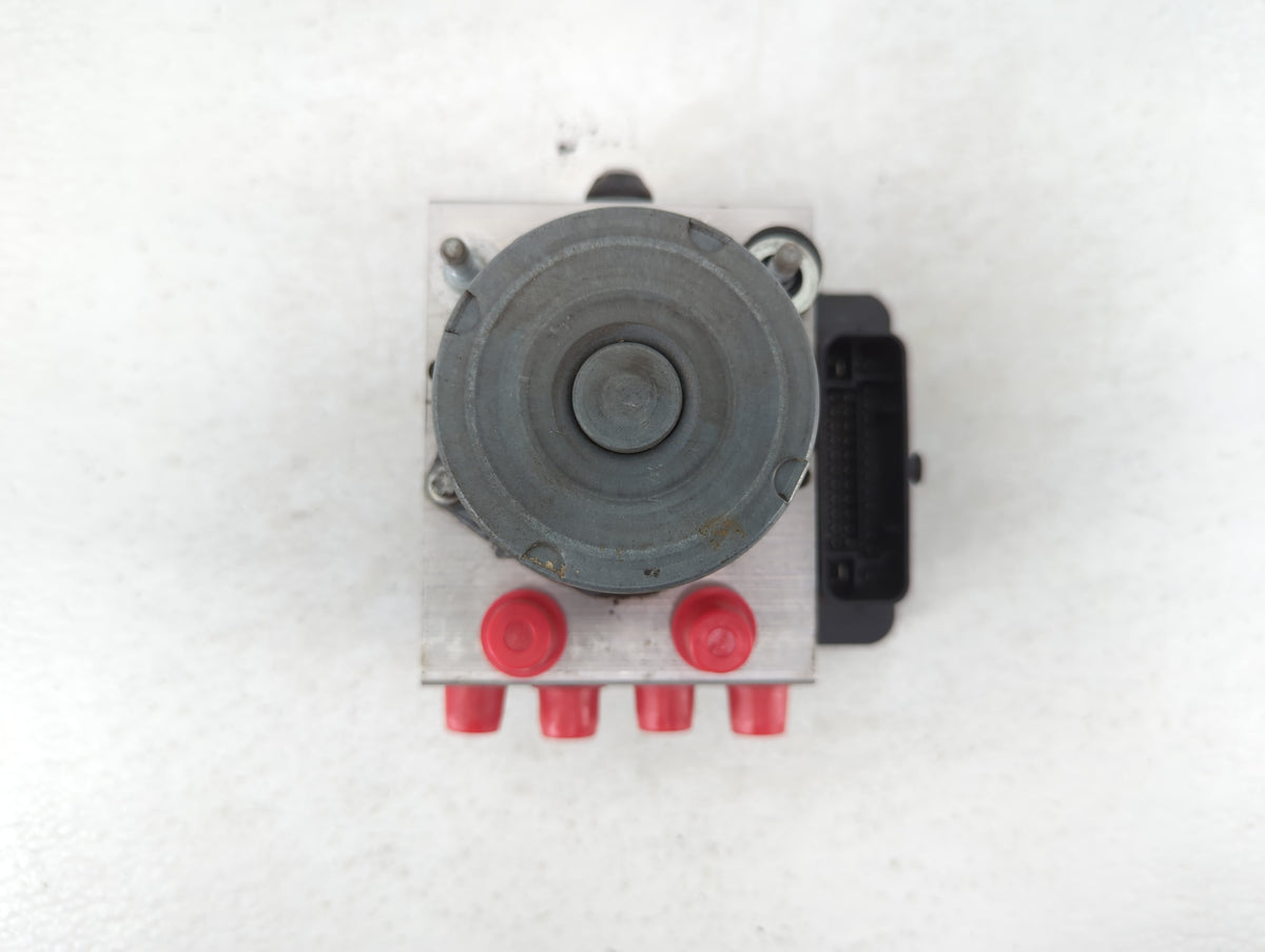 2014 Jeep Cherokee Anti-Lock Brake ABS Pump Module Actuator OEM P/N:P04779899AG Fits OEM Used Auto Parts - Oemusedautoparts1