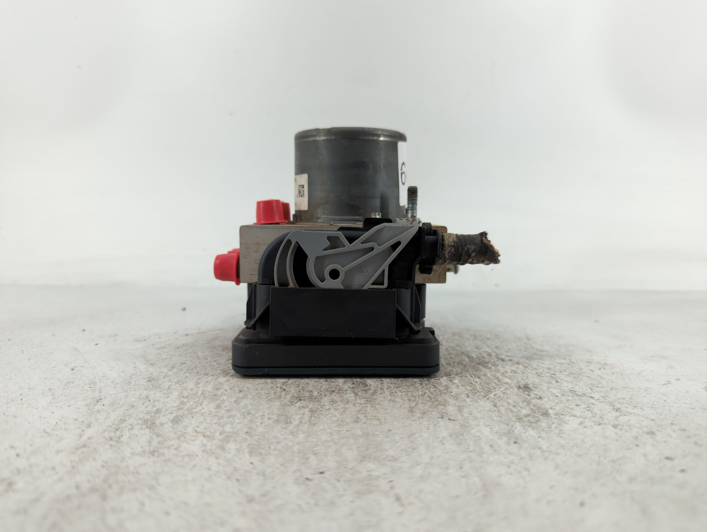 2014 Jeep Cherokee ABS Pump Control Module Replacement P/N:P04779899AG Fits OEM Used Auto Parts - Oemusedautoparts1.com