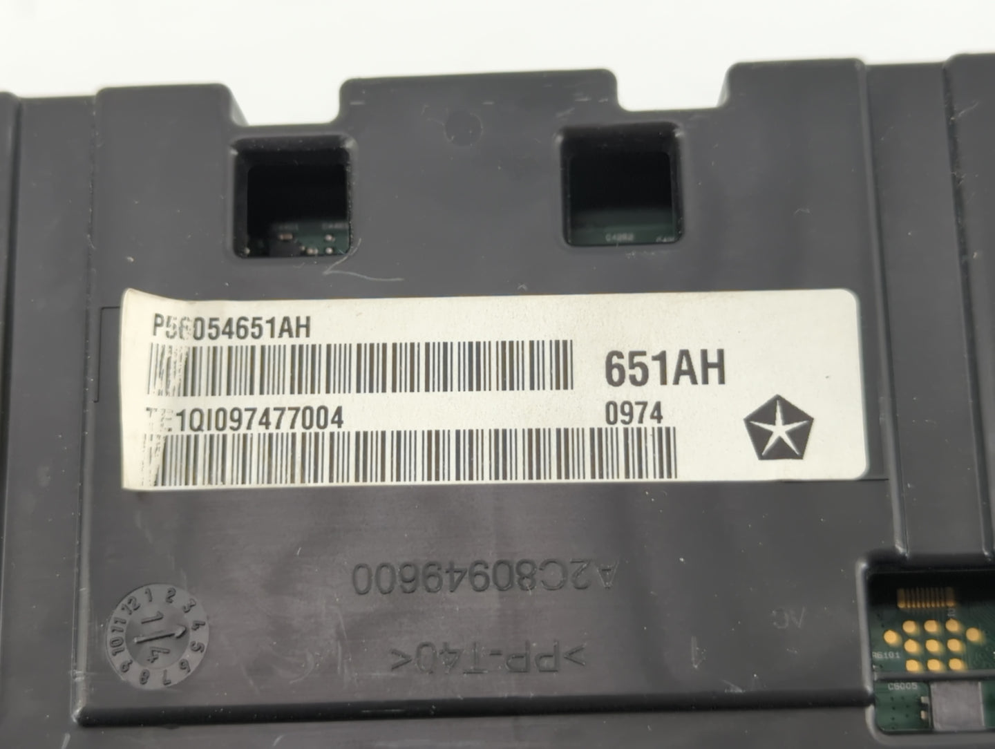 2014 Jeep Cherokee Instrument Cluster Speedometer Gauges P/N:P56054651AH Fits OEM Used Auto Parts - Oemusedautoparts1.com