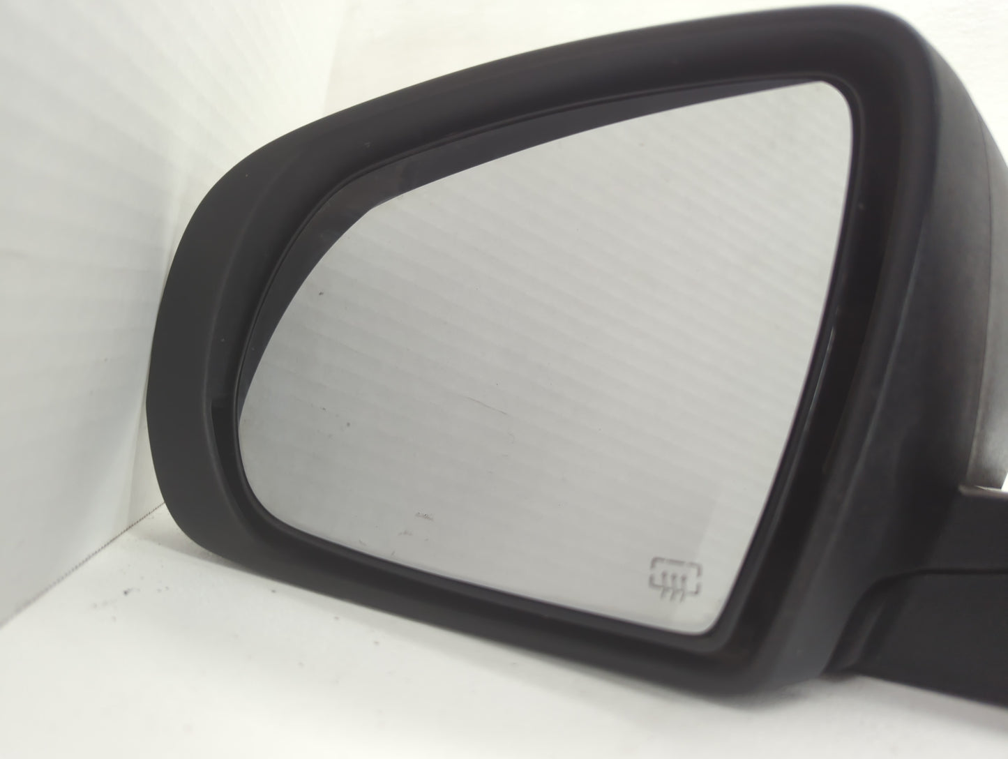 2014-2021 Jeep Cherokee Driver Side View Mirror - Left Door Mirror OEM Used - Oemusedautoparts1.com