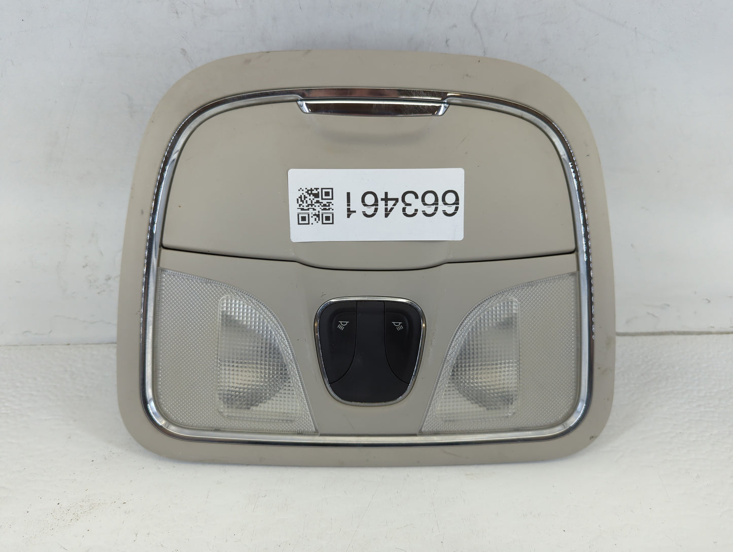 2014 Jeep Cherokee Overhead Roof Console - Oemusedautoparts1.com