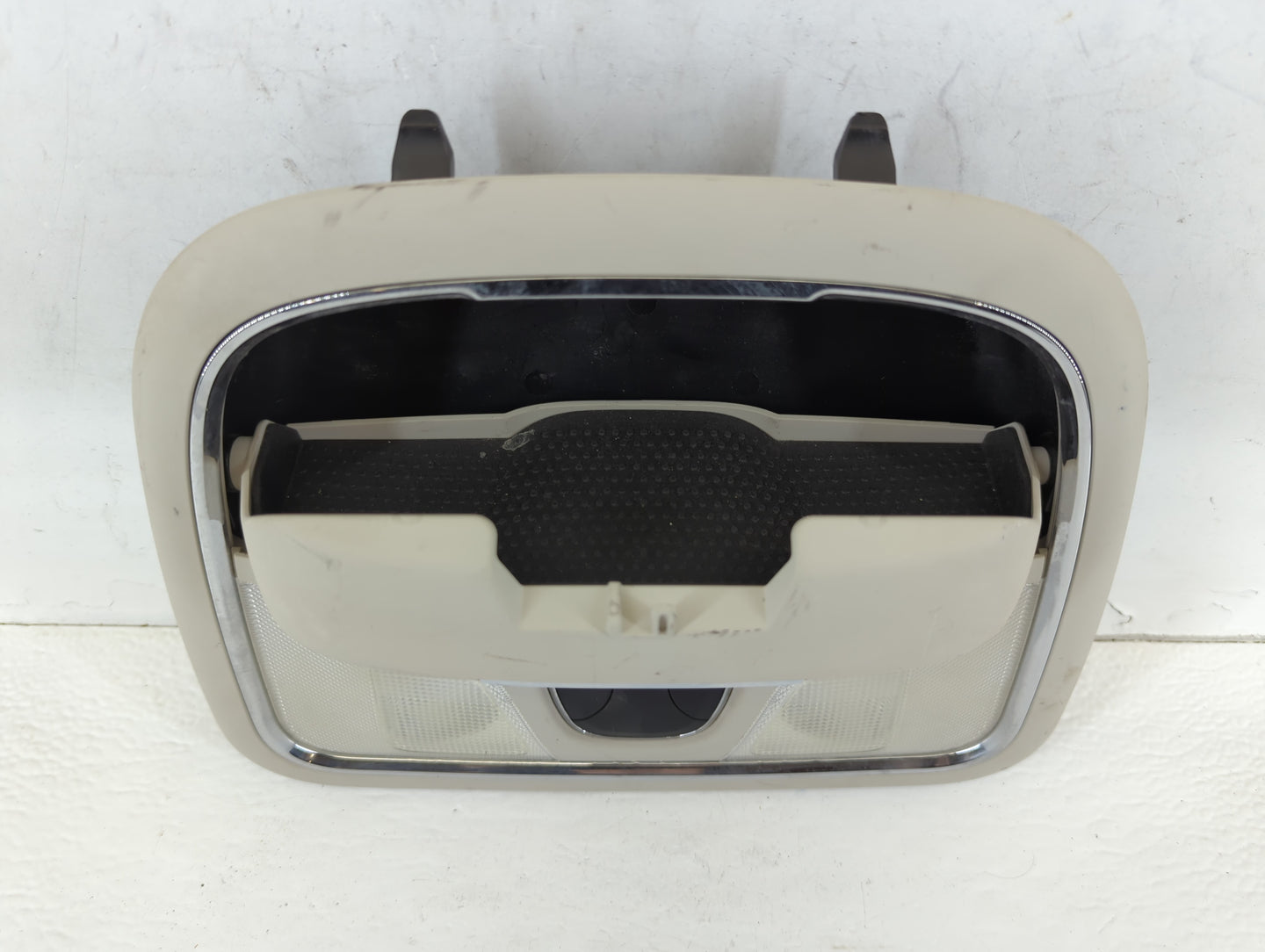 2014 Jeep Cherokee Overhead Roof Console - Oemusedautoparts1.com