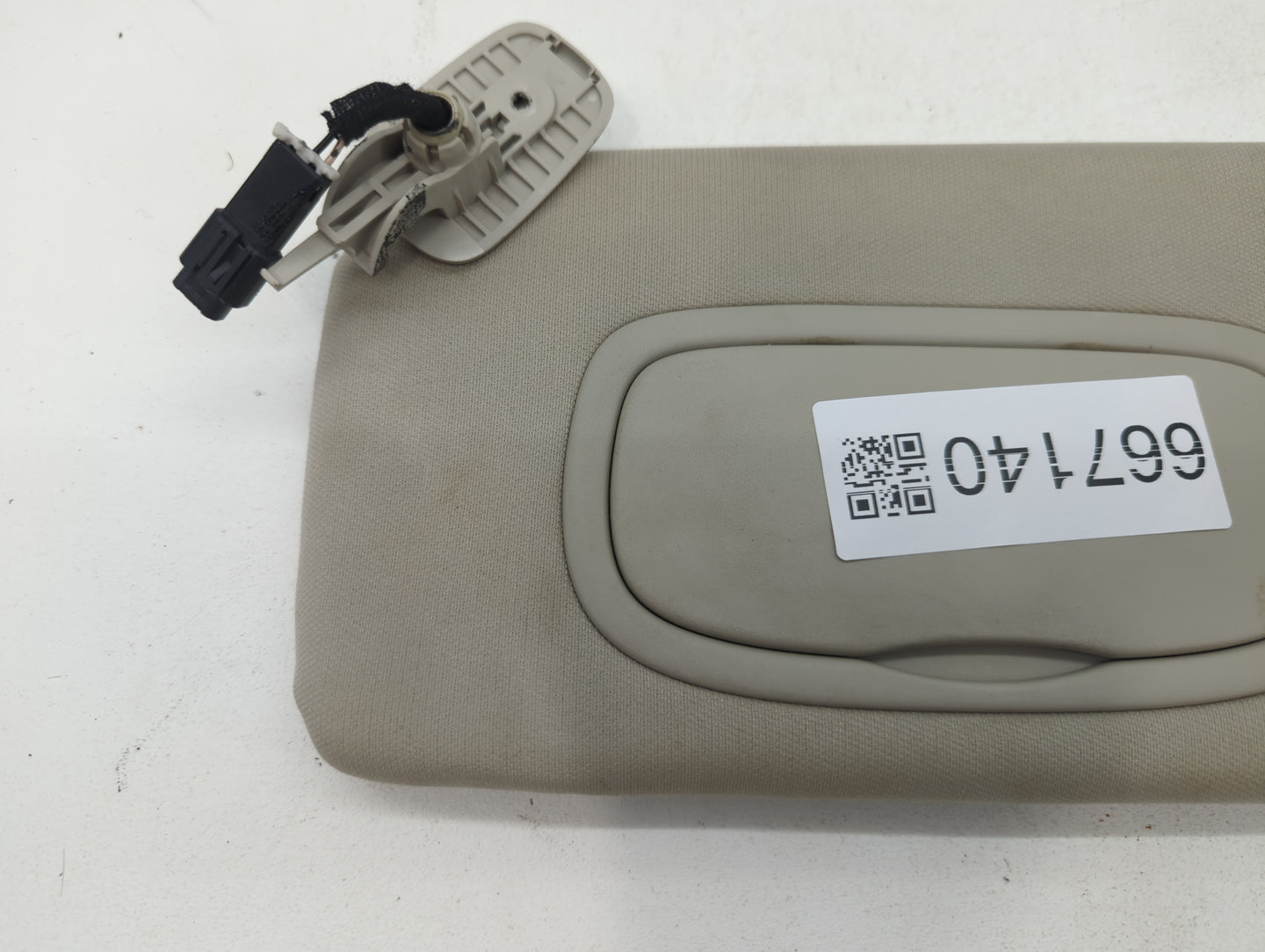 2014-2018 Jeep Cherokee Sun Visor Shade Replacement Passenger Right Mirror Fits Fits 2014 2015 2016 2017 2018 OEM Used Auto 