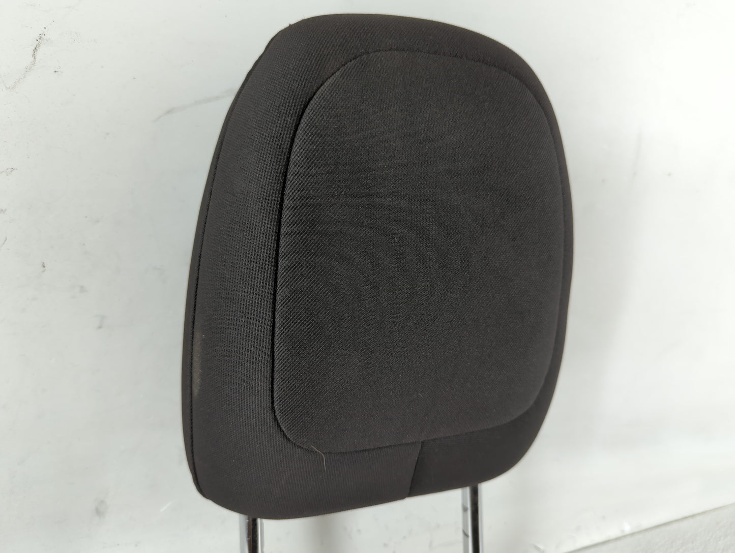 2014-2014 Jeep Cherokee Headrest Head Rest Front Driver Passenger Seat - Oemusedautoparts1.com