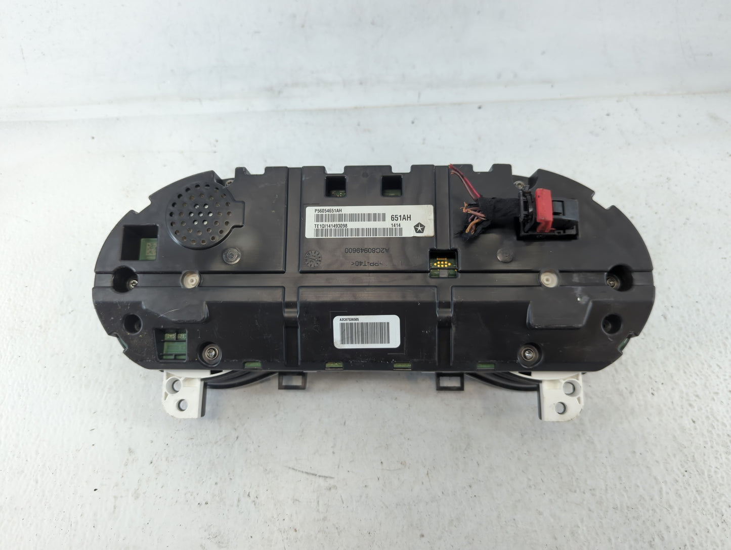 2014 Jeep Cherokee Instrument Cluster Speedometer Gauges P/N:P56054651AH Fits OEM Used Auto Parts - Oemusedautoparts1.com