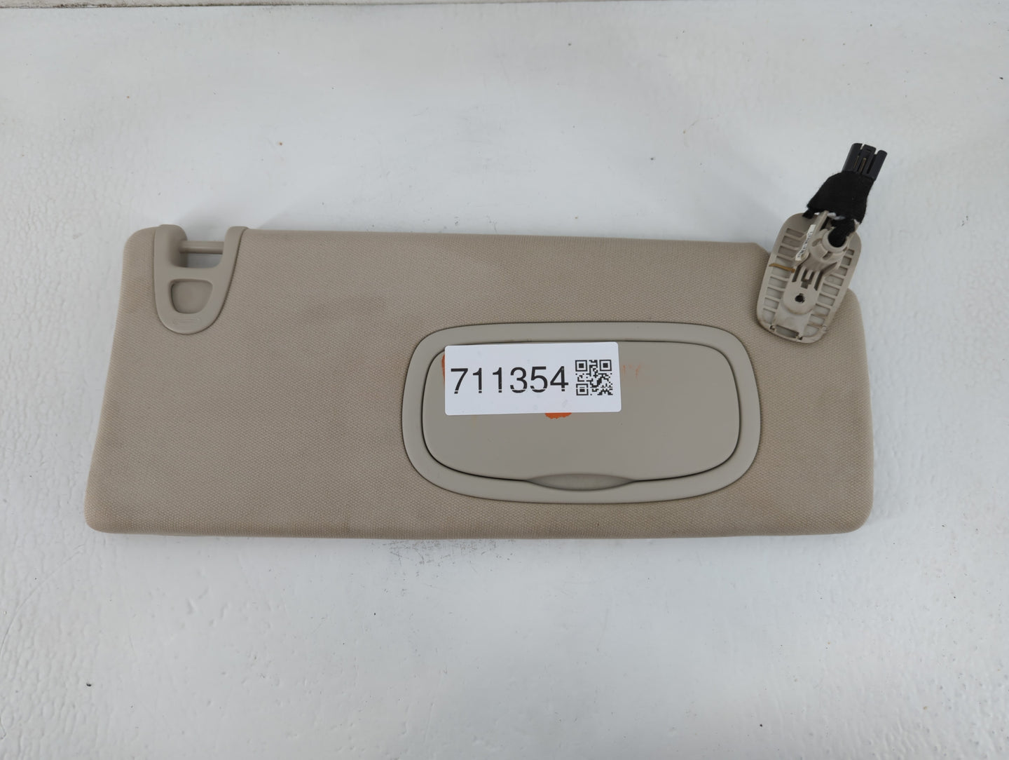 2014-2018 Jeep Cherokee Sun Visor Shade Replacement Passenger Right Mirror Fits Fits 2014 2015 2016 2017 2018 OEM Used Auto 