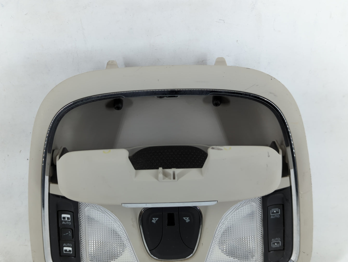 2014 Jeep Cherokee Overhead Roof Console - Oemusedautoparts1.com