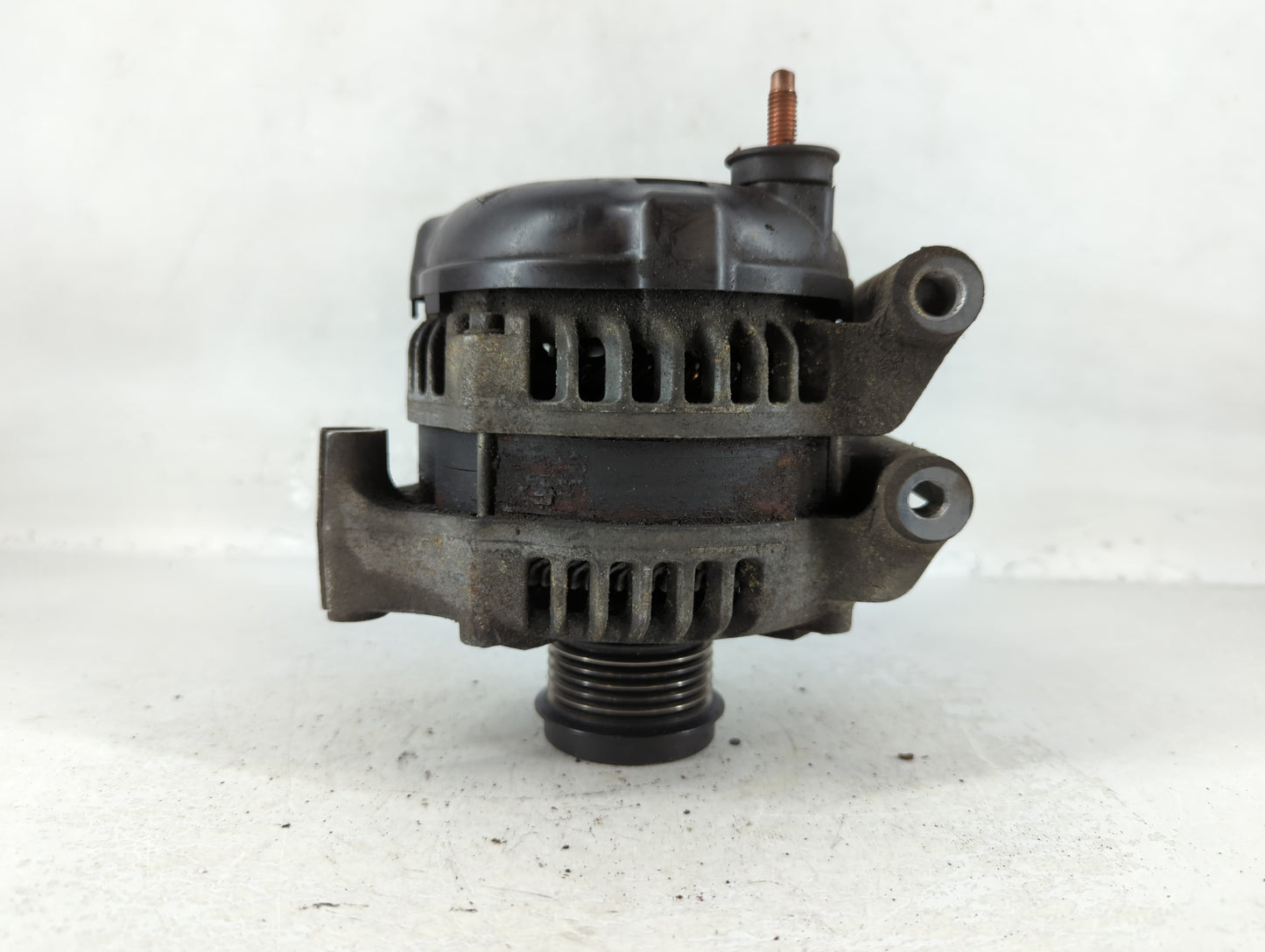 2014-2018 Jeep Cherokee Alternator Replacement Generator Charging Assembly Engine OEM Fits OEM Used Auto Parts - Oemusedauto