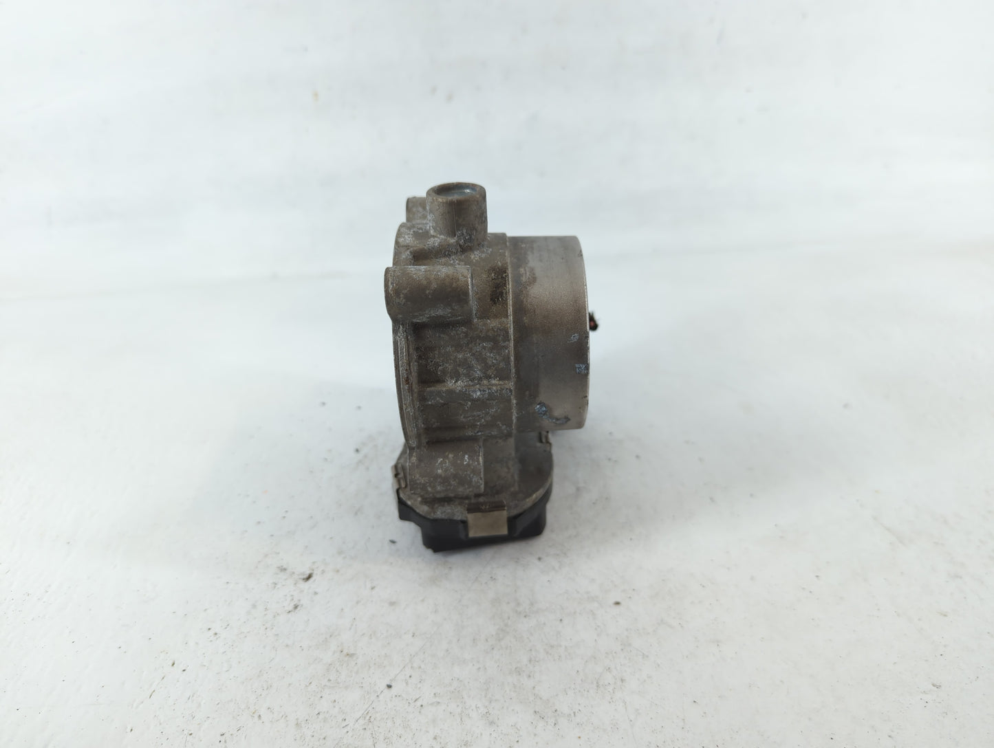 2014-2019 Jeep Cherokee Throttle Body P/N:04891970AB Fits Fits 2014 2015 2016 2017 2018 2019 2020 2021 2022 OEM Used Auto Pa