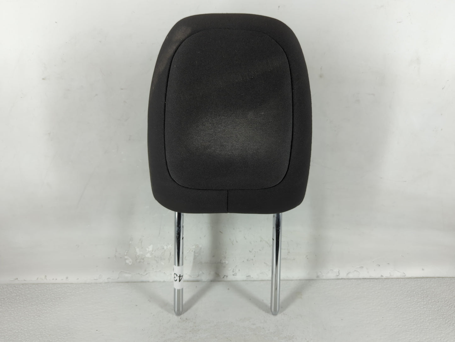 Jeep Cherokee Headrest Head Rest Front Driver Passenger Seat Black - Oemusedautoparts1.com
