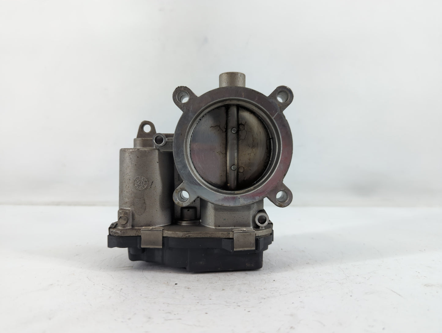 2014-2019 Jeep Cherokee Throttle Body P/N:04891970AB Fits Fits 2014 2015 2016 2017 2018 2019 2020 2021 2022 OEM Used Auto Pa