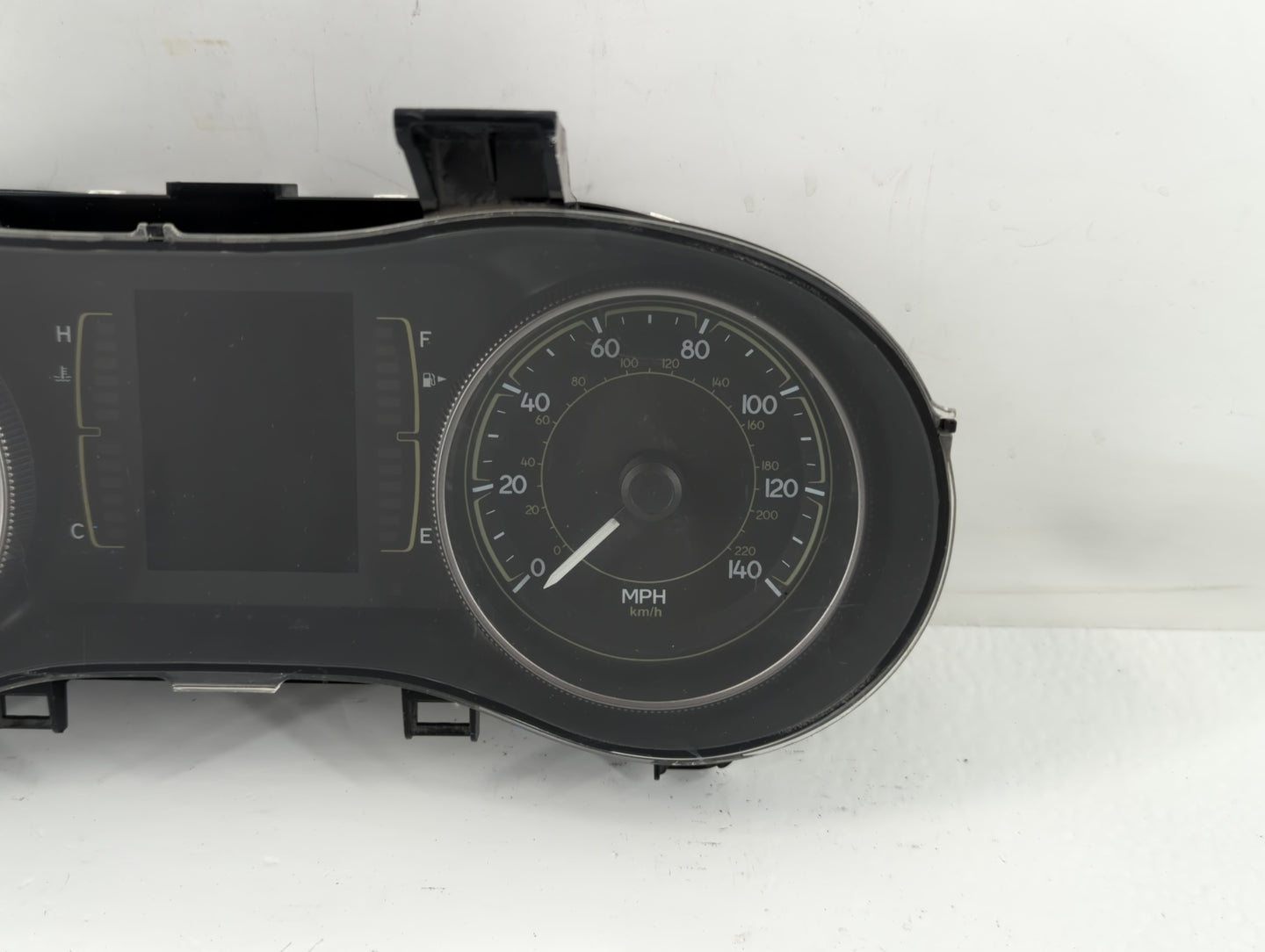 2014 Jeep Cherokee Instrument Cluster Speedometer Gauges P/N:P56054651AG Fits OEM Used Auto Parts - Oemusedautoparts1.com