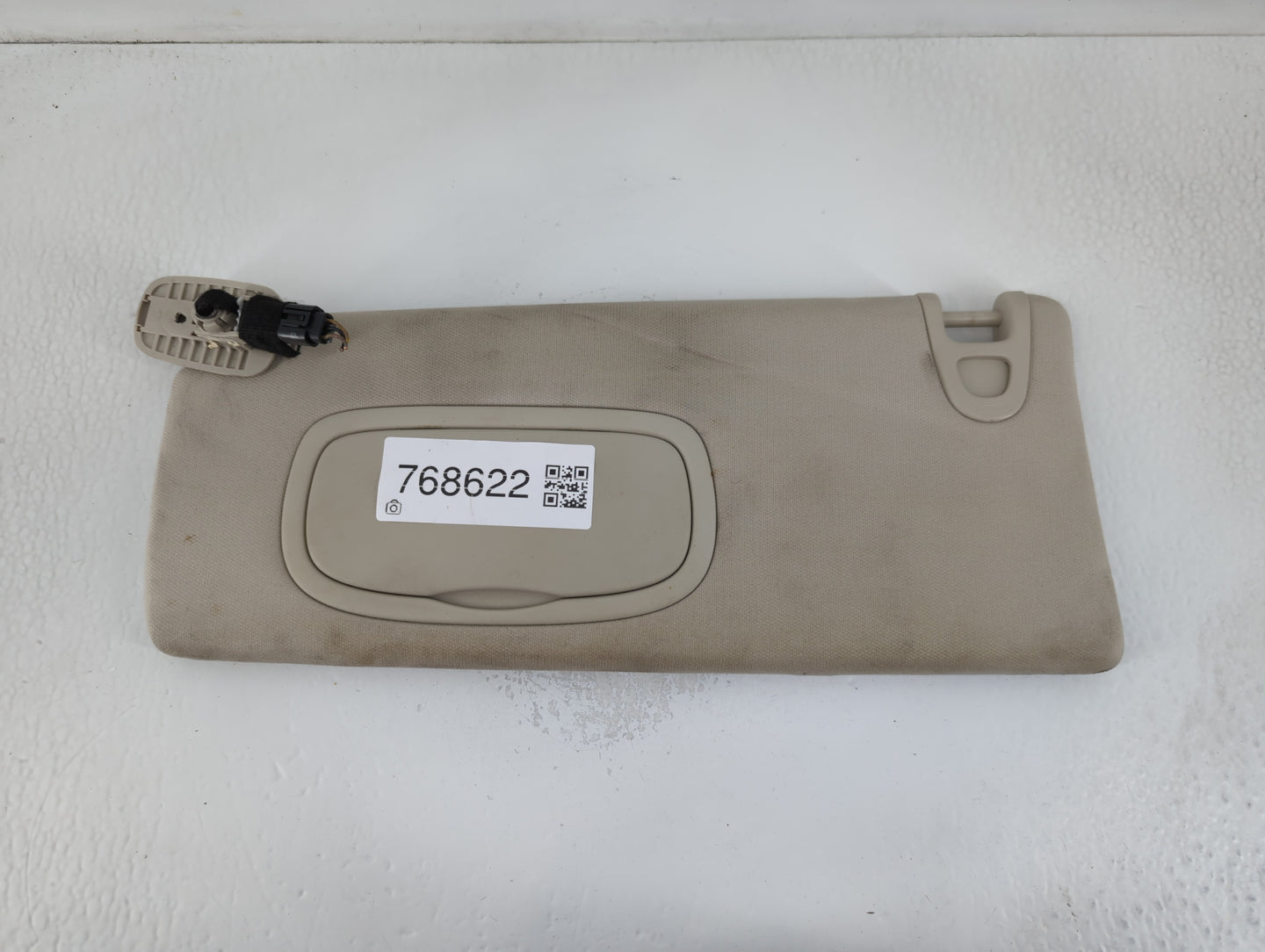 2014-2018 Jeep Cherokee Sun Visor Shade Replacement Passenger Right Mirror Fits Fits 2014 2015 2016 2017 2018 OEM Used Auto 