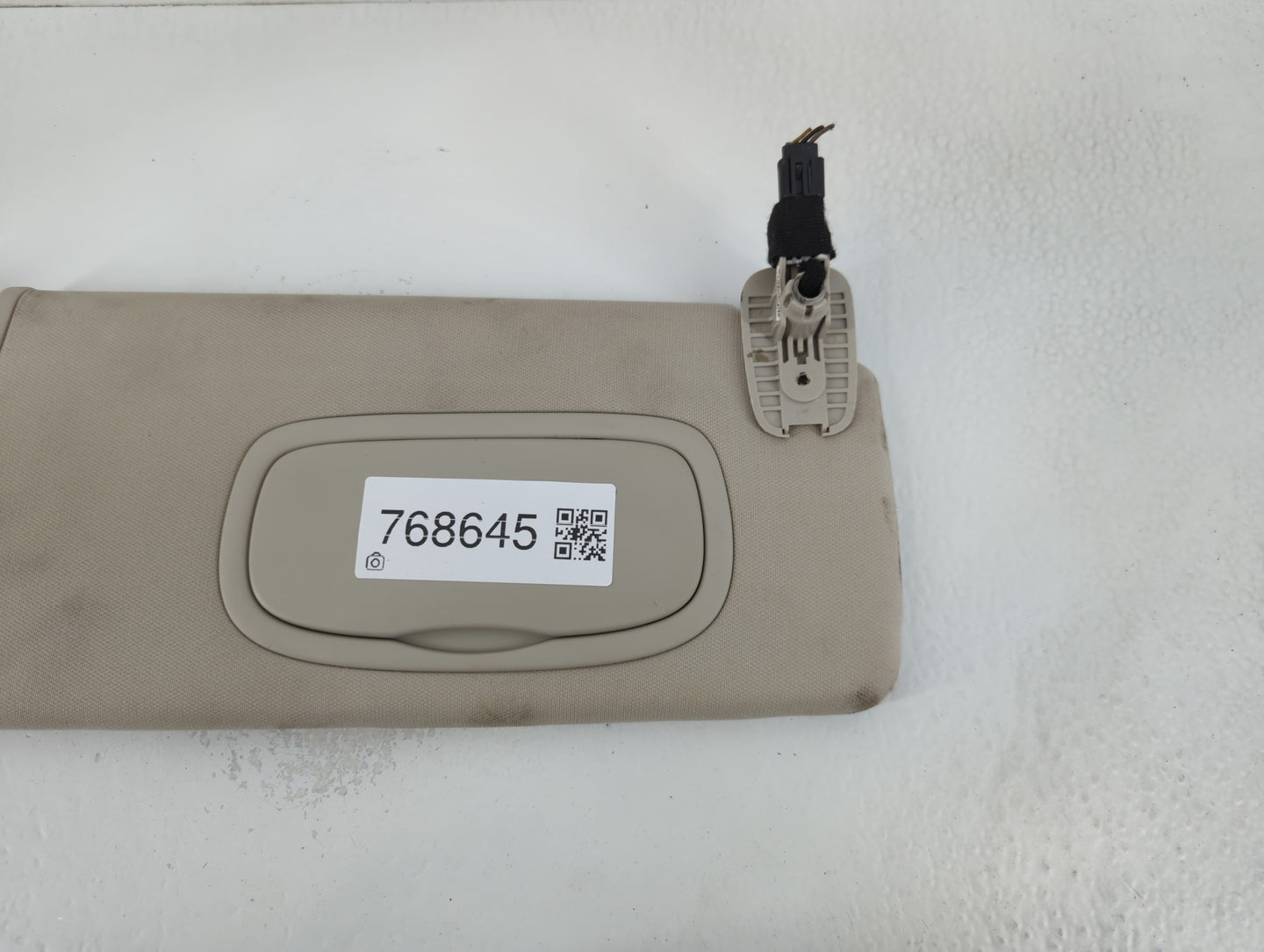 2014-2018 Jeep Cherokee Sun Visor Shade Replacement Driver Left Mirror Fits Fits 2014 2015 2016 2017 2018 OEM Used Auto Part