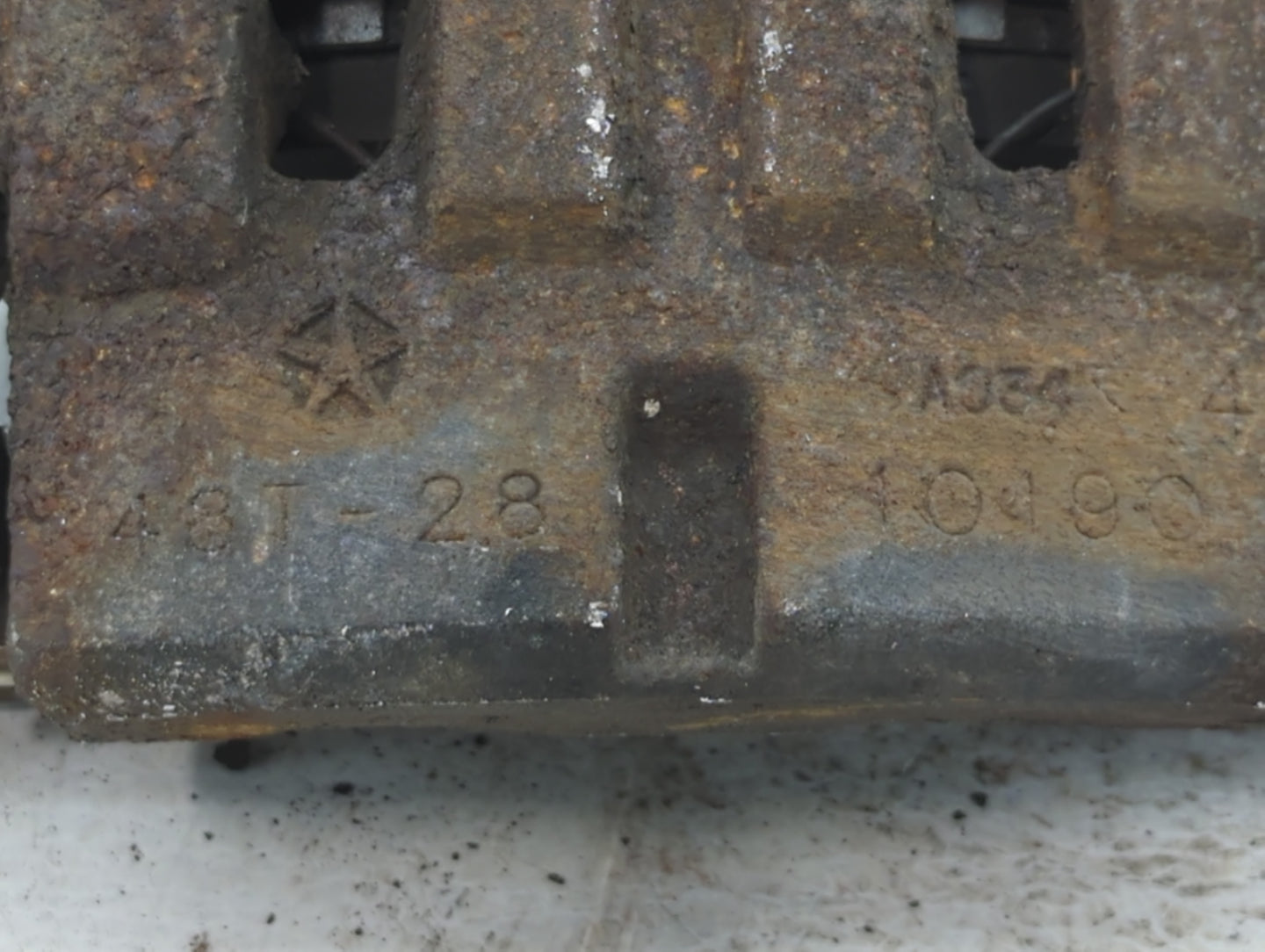 2014-2022 Jeep Cherokee Front Driver Left Brake Caliper - Oemusedautoparts1.com