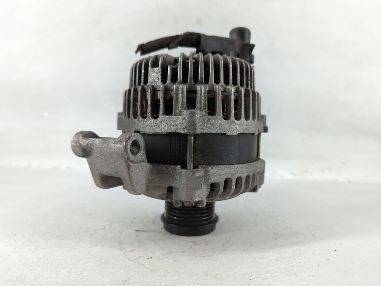 2014-2018 Jeep Cherokee Alternator Replacement Generator Charging Assembly Engine OEM P/N:56029624AA Fits OEM Used Auto Part