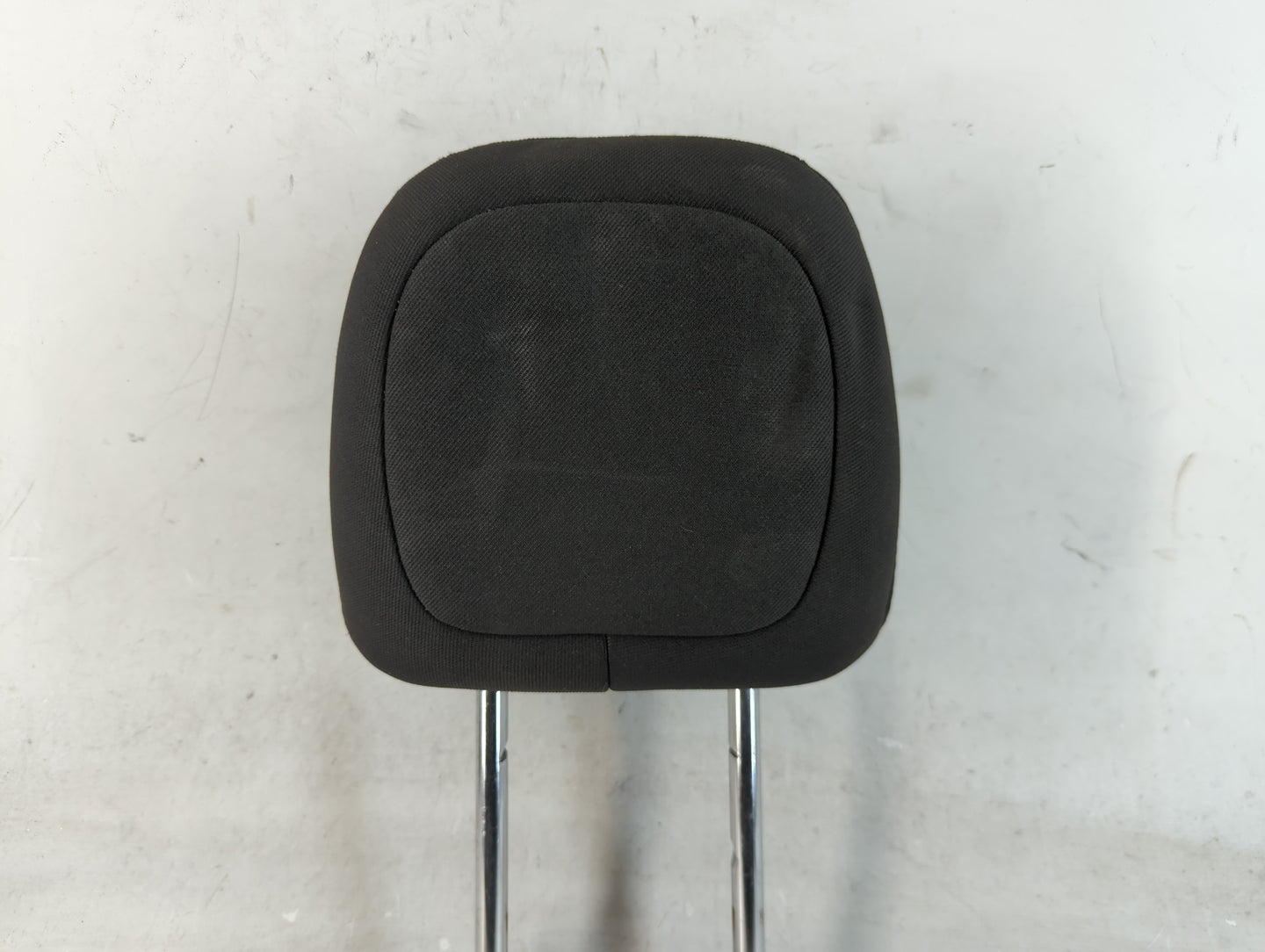 2014 Jeep Cherokee Headrest Head Rest Rear Seat Fits OEM Used Auto Parts - Oemusedautoparts1.com