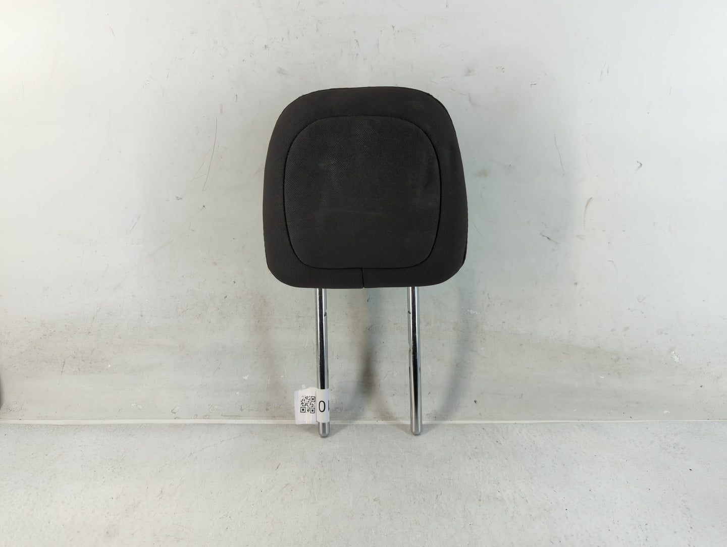 2014 Jeep Cherokee Headrest Head Rest Rear Seat Fits OEM Used Auto Parts - Oemusedautoparts1.com