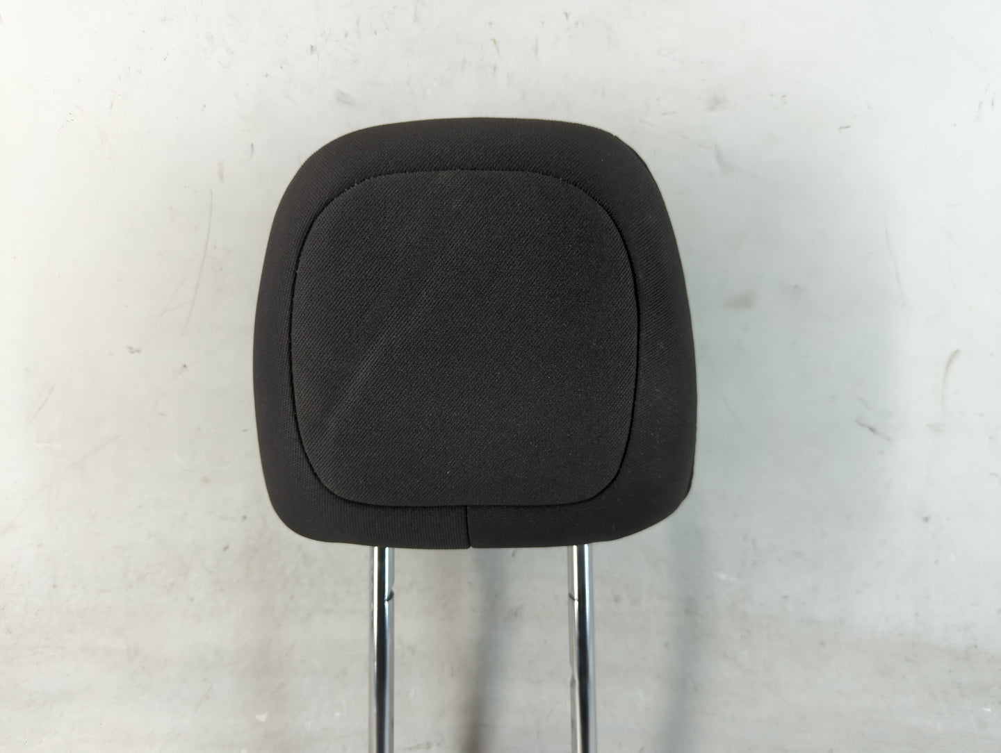 2014 Jeep Cherokee Headrest Head Rest Rear Seat Fits OEM Used Auto Parts - Oemusedautoparts1.com