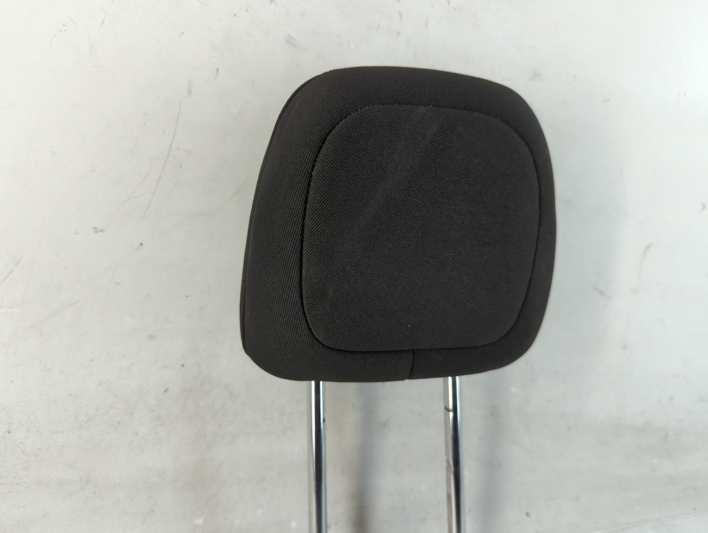 2014 Jeep Cherokee Headrest Head Rest Rear Seat Fits OEM Used Auto Parts - Oemusedautoparts1.com