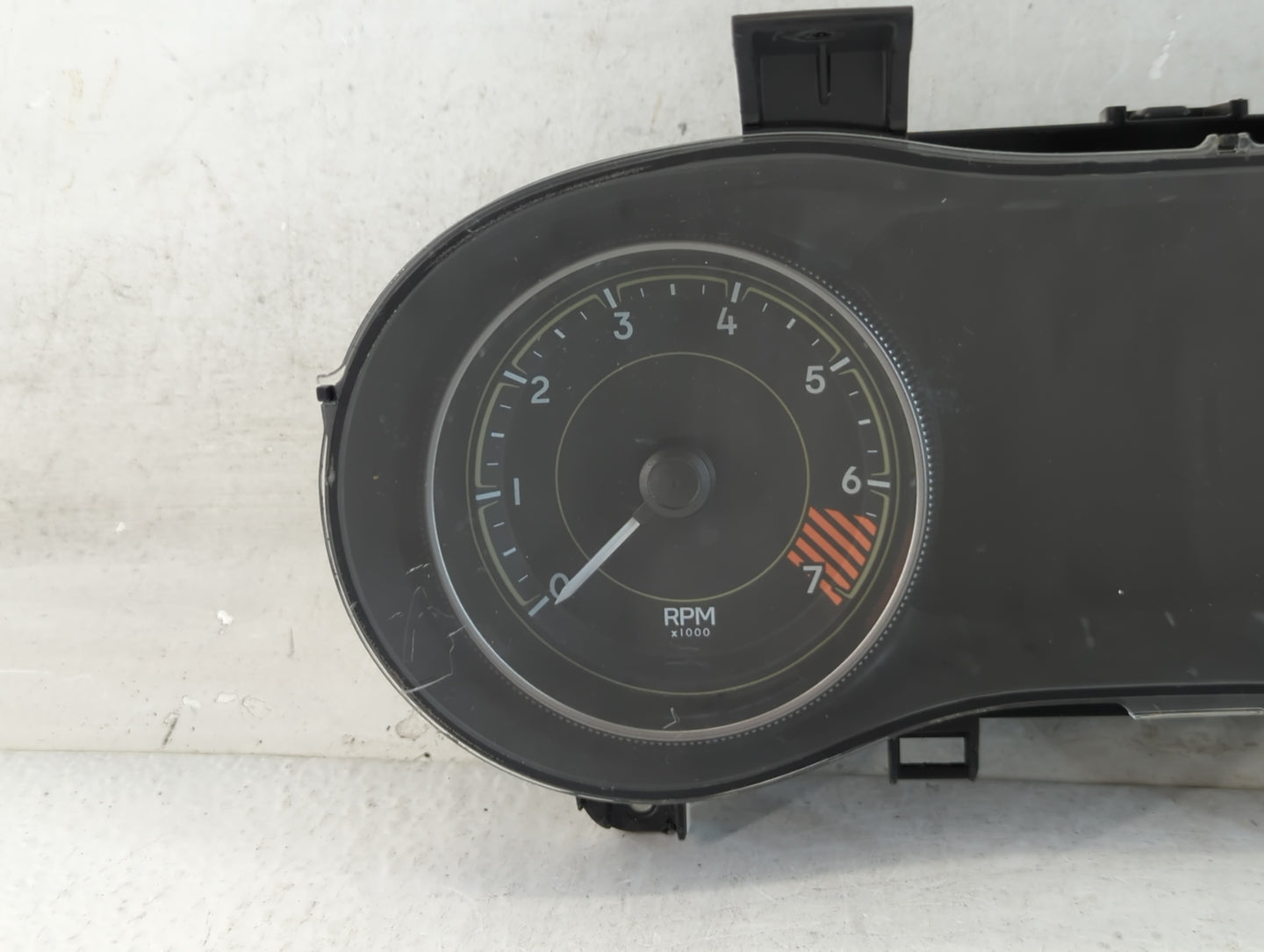 2014 Jeep Cherokee Instrument Cluster Speedometer Gauges Fits OEM Used Auto Parts - Oemusedautoparts1.com