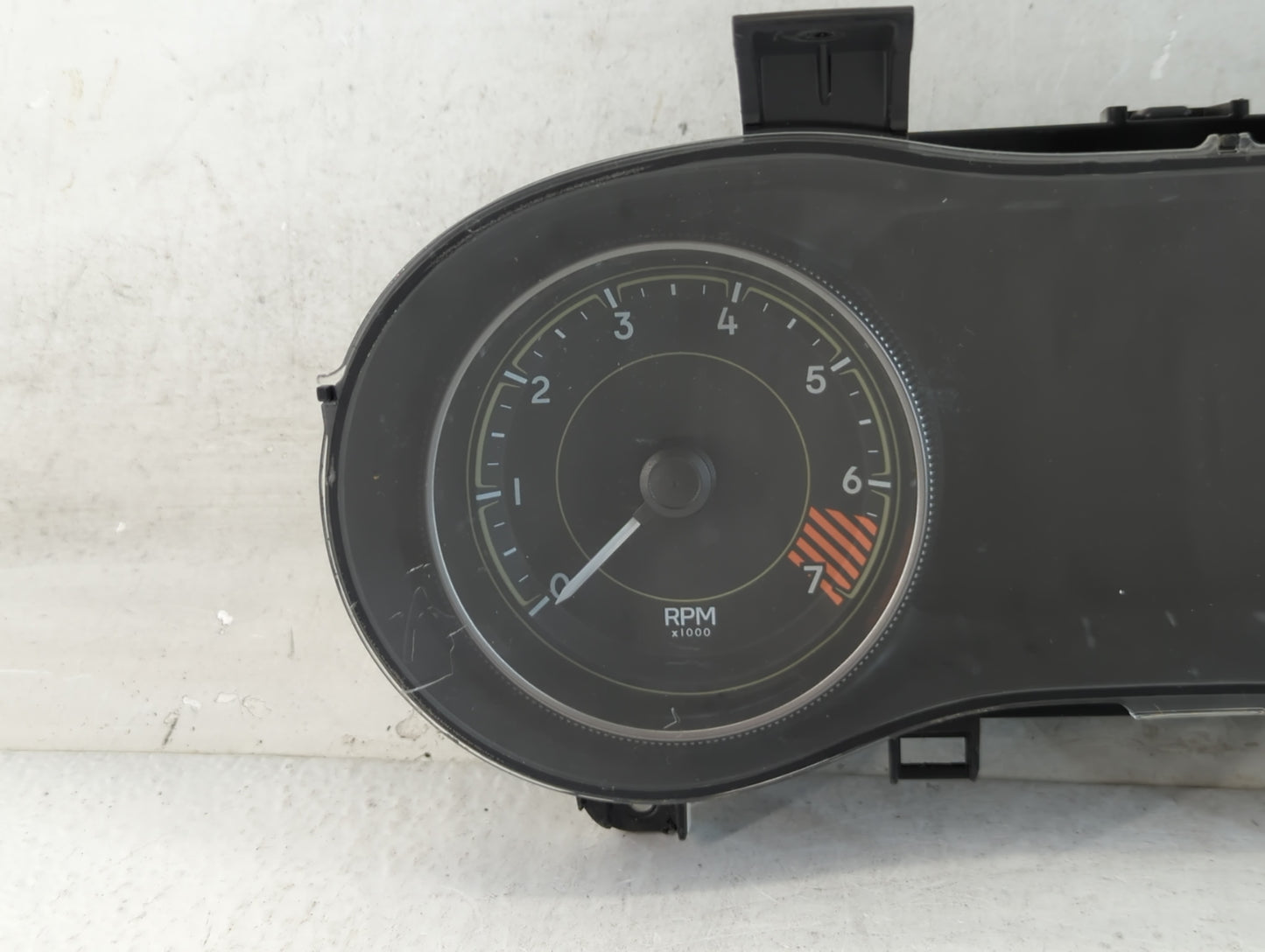 2014 Jeep Cherokee Instrument Cluster Speedometer Gauges Fits OEM Used Auto Parts - Oemusedautoparts1.com