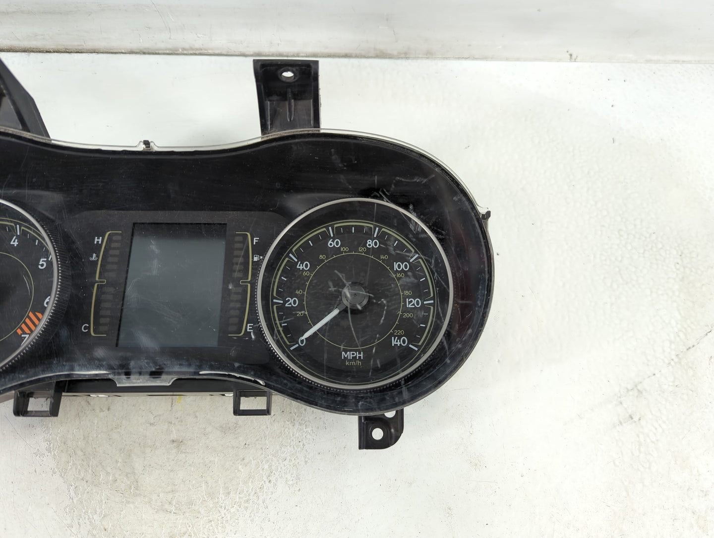 2014 Jeep Cherokee Instrument Cluster Speedometer Gauges P/N:P56054651AG Miles: Fits OEM Used Auto Parts - Oemusedautoparts1